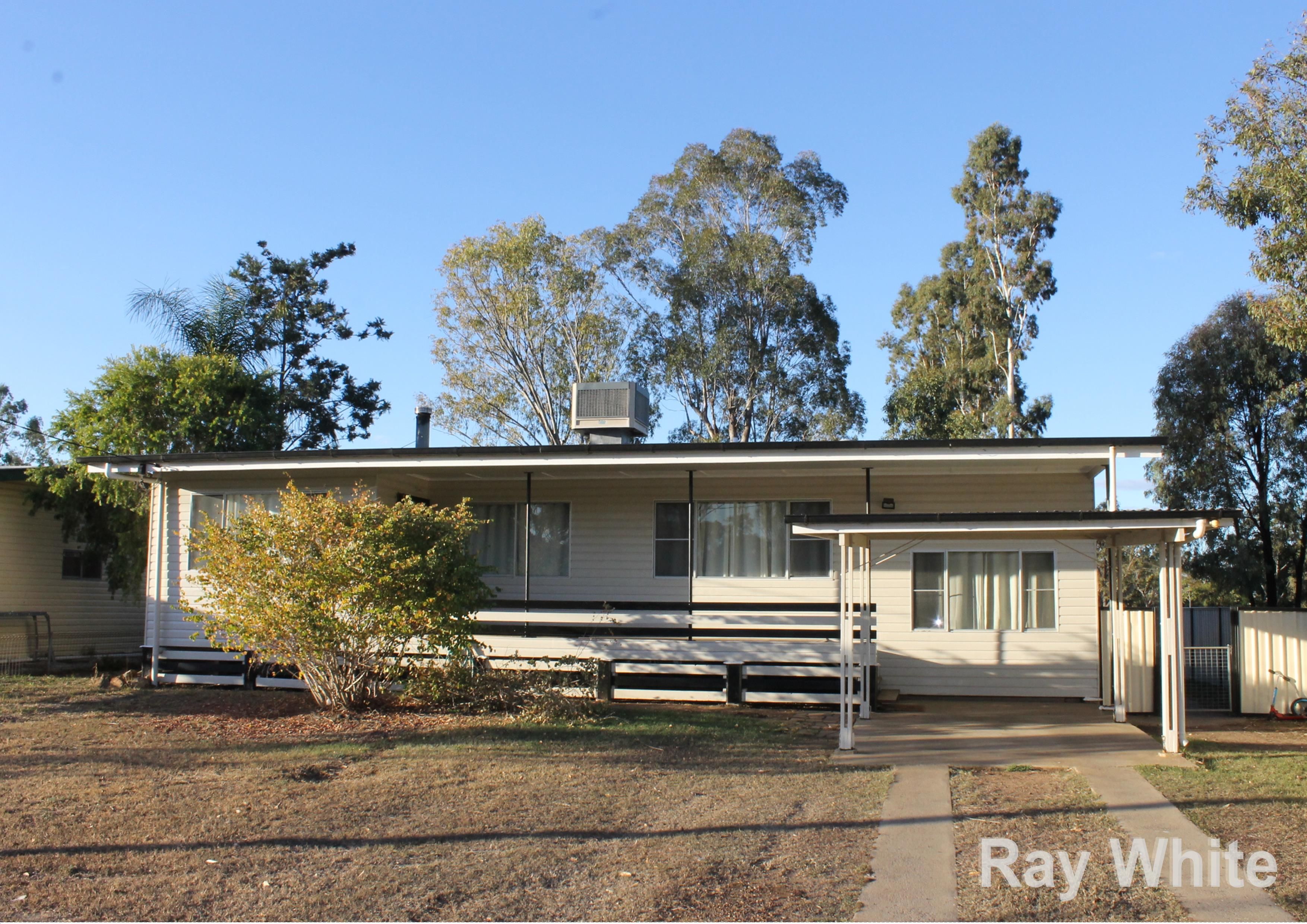 87 Moreton Street, Dalby QLD 4405