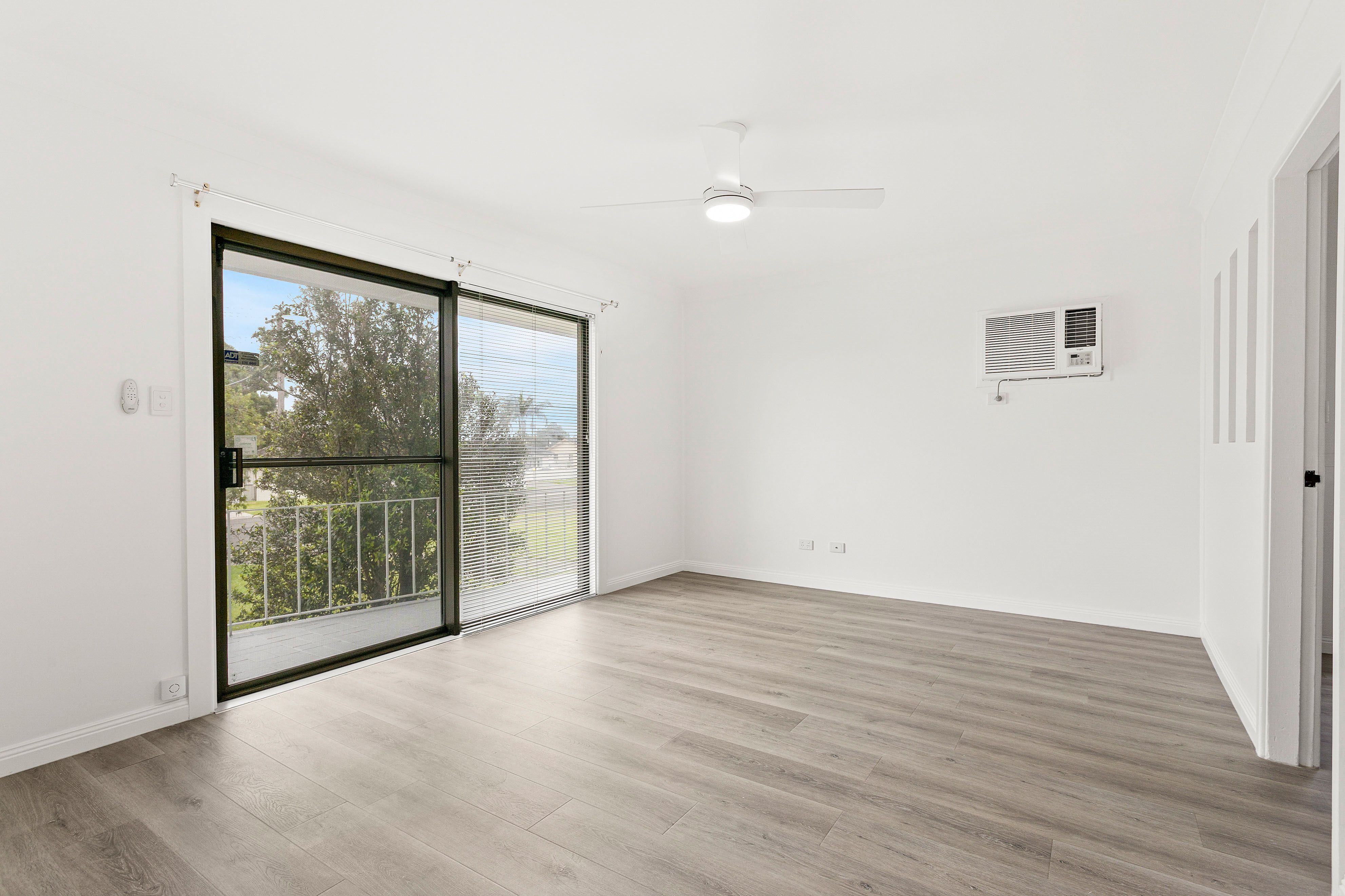 50 Queen Street, Lake Illawarra, NSW 2528