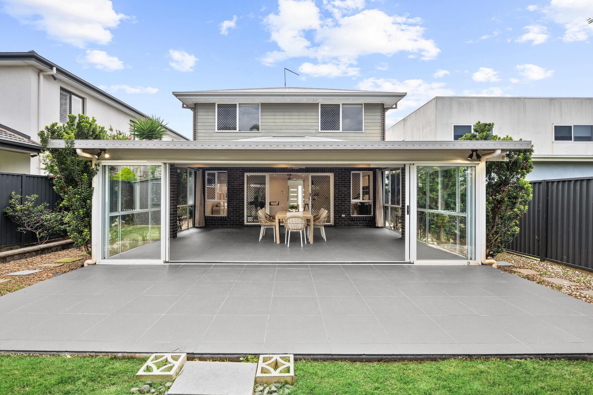 6 Adventurer Street, Kuraby, QLD 4112