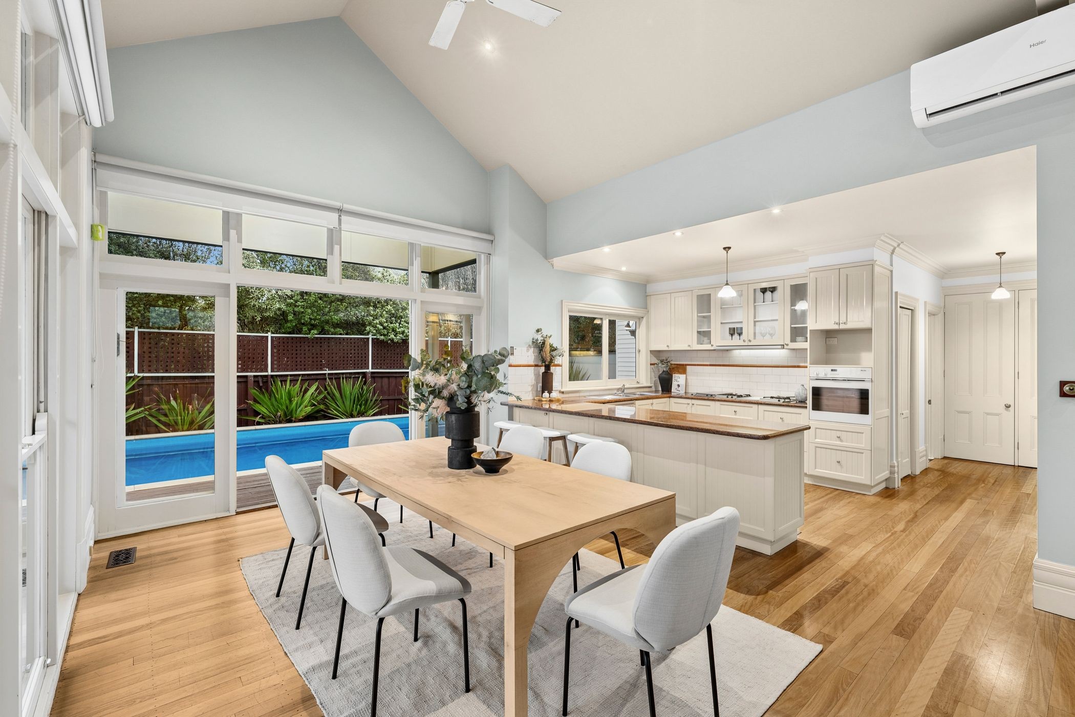 7 Balmoral Crescent, Rippleside, VIC 3215