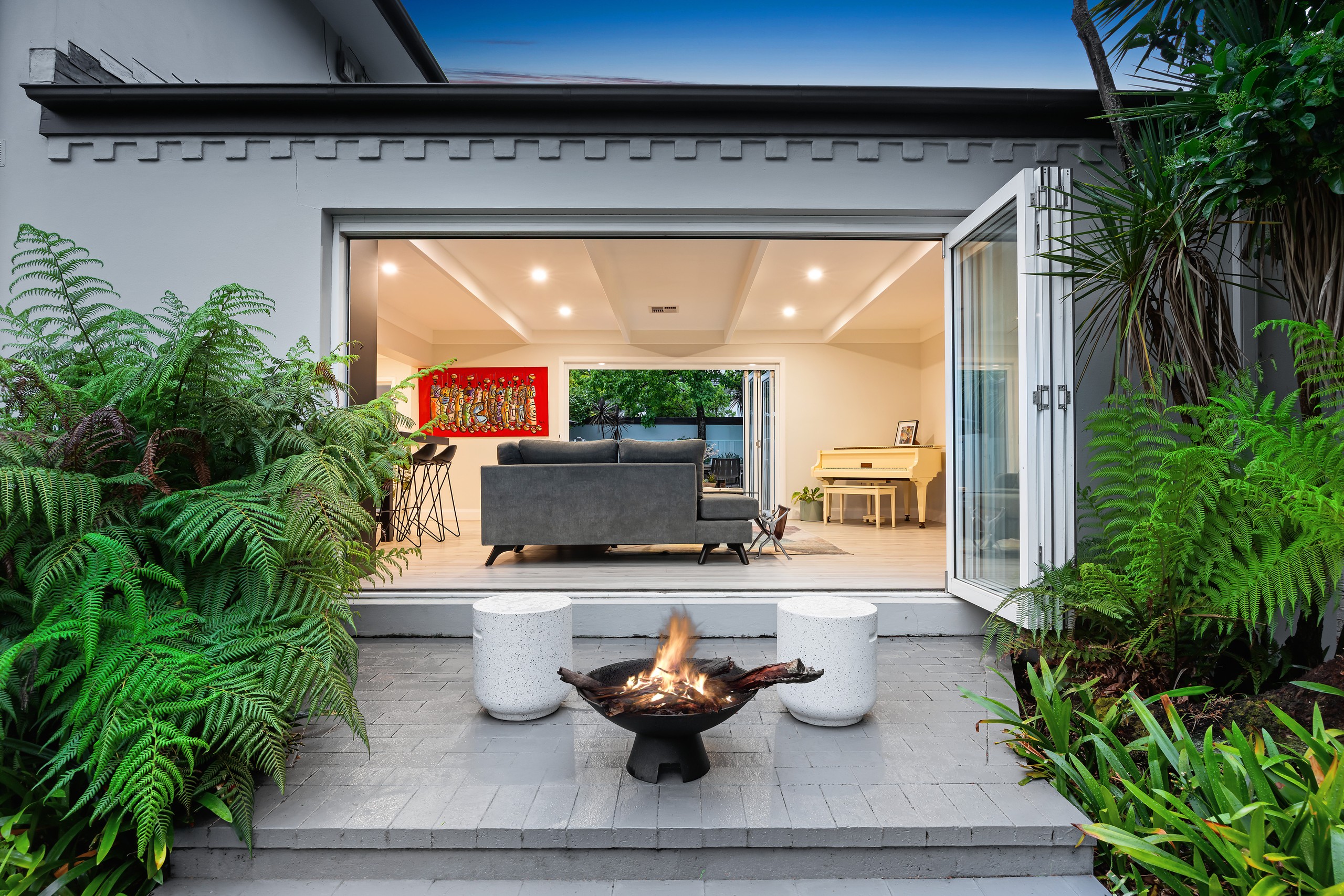 2 Oak Hill Close, St Ives, NSW 2075