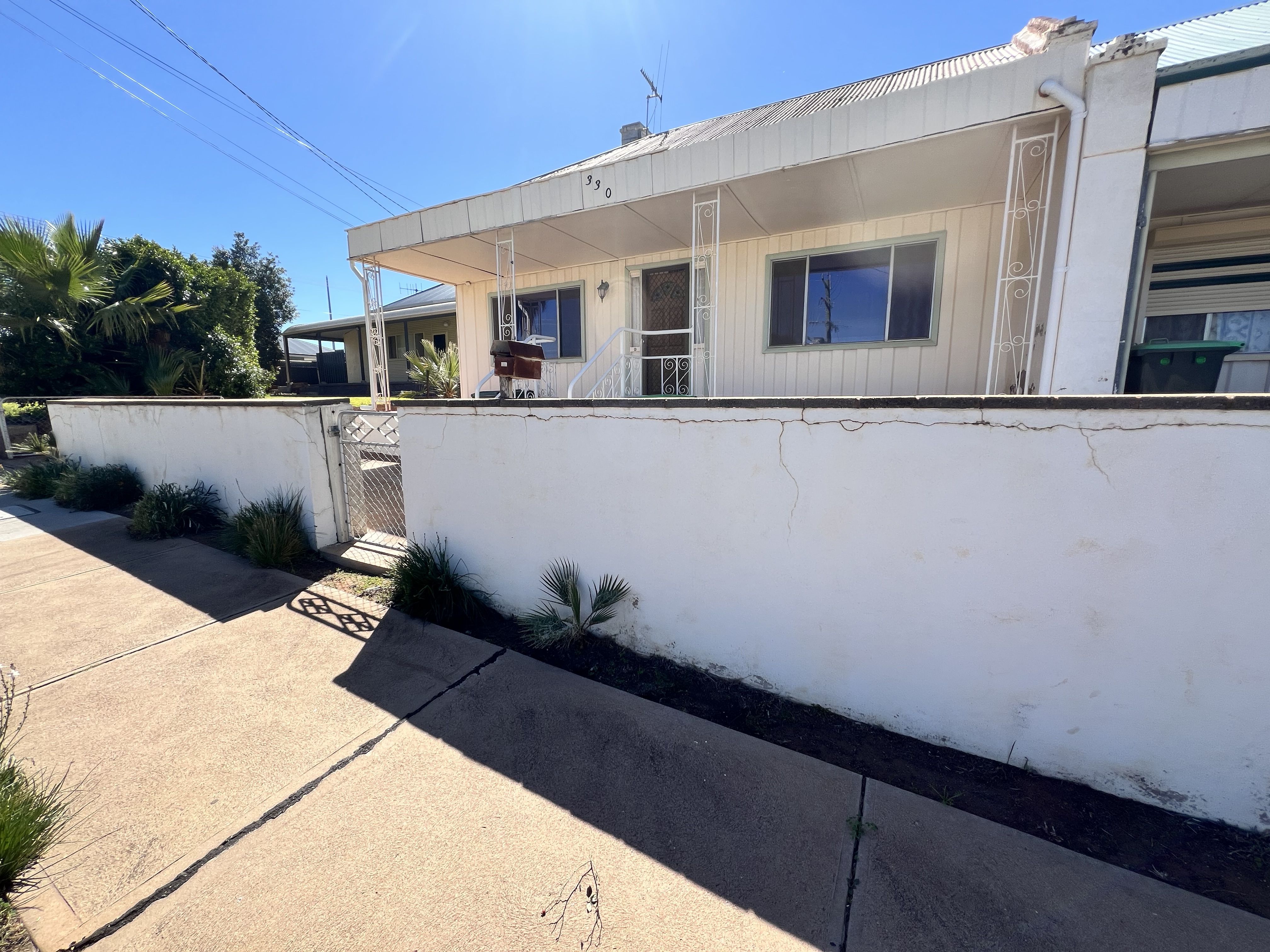 330 Oxide Street — photo from Ray White Rural Broken Hill