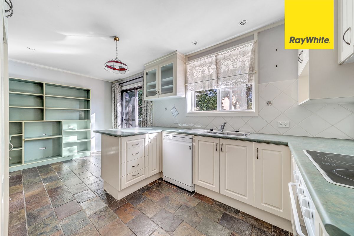 18 Chubb Place, Latham, ACT 2615