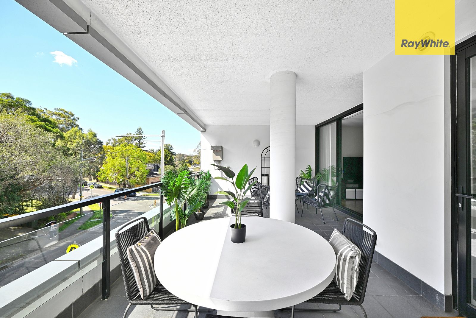 203/115 Bowden Street — photo 6 of 10