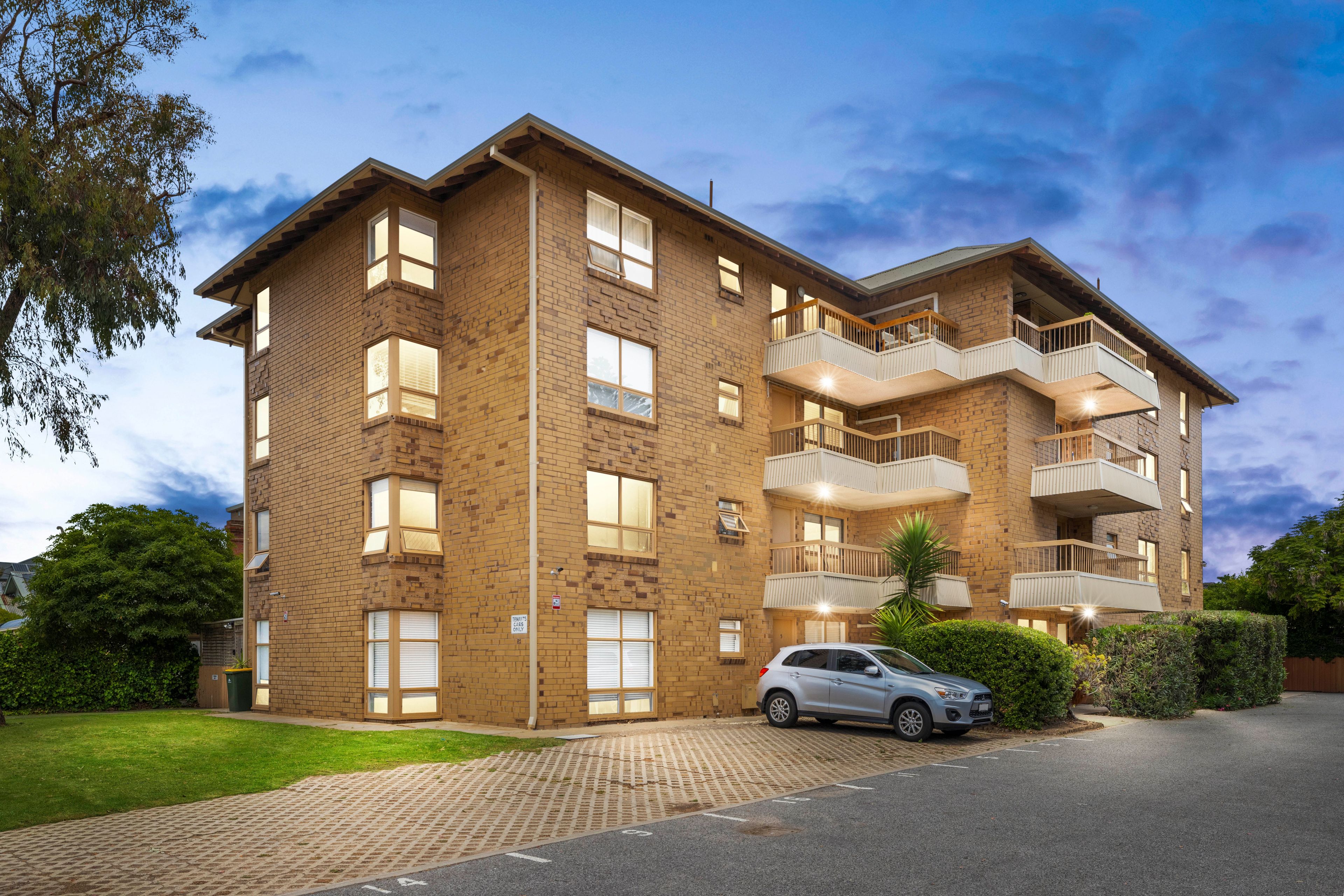 21 Sturt Street, Glenelg North SA 5045