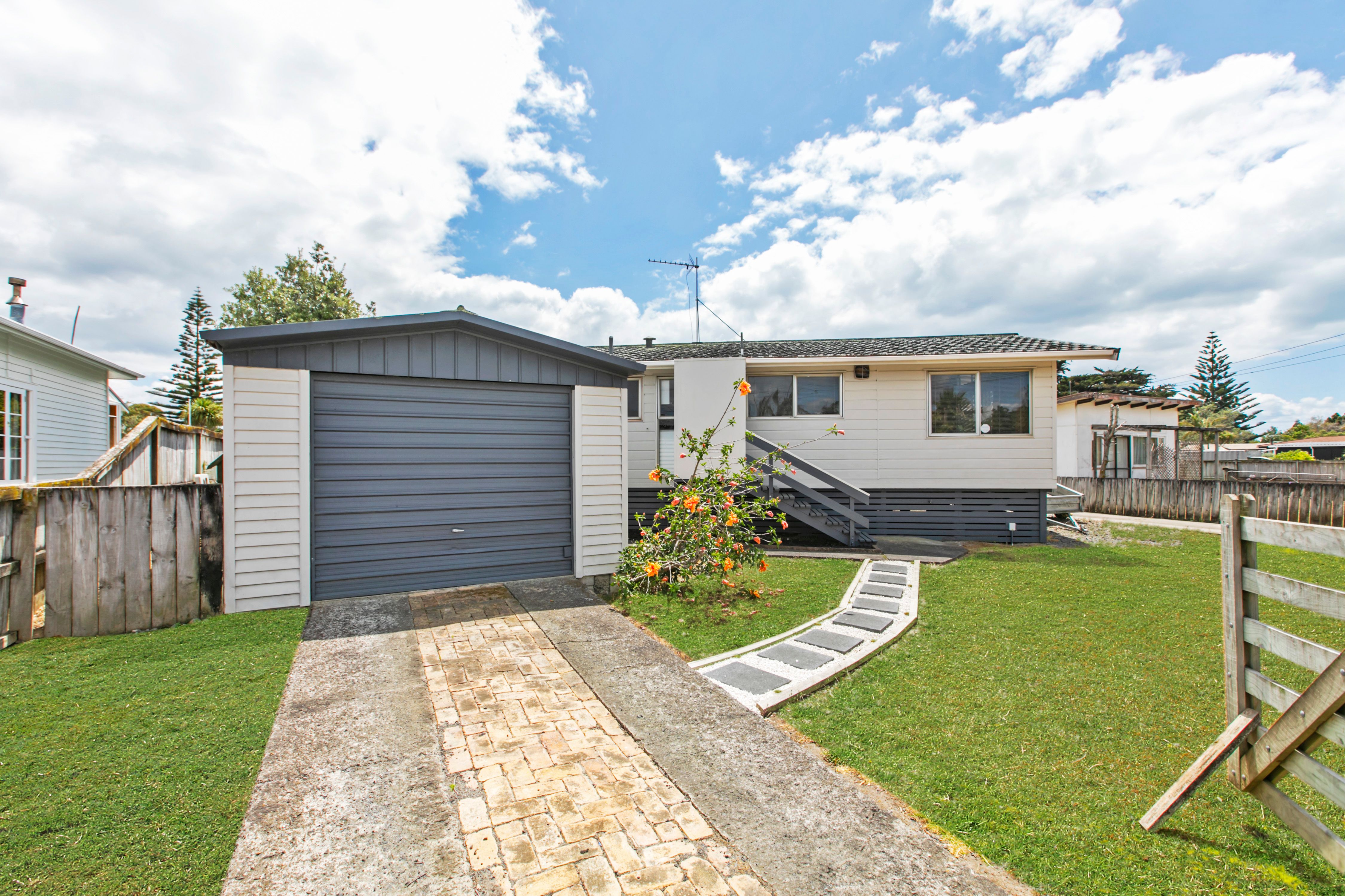 18 Second View Avenue, Beachlands, Manukau City