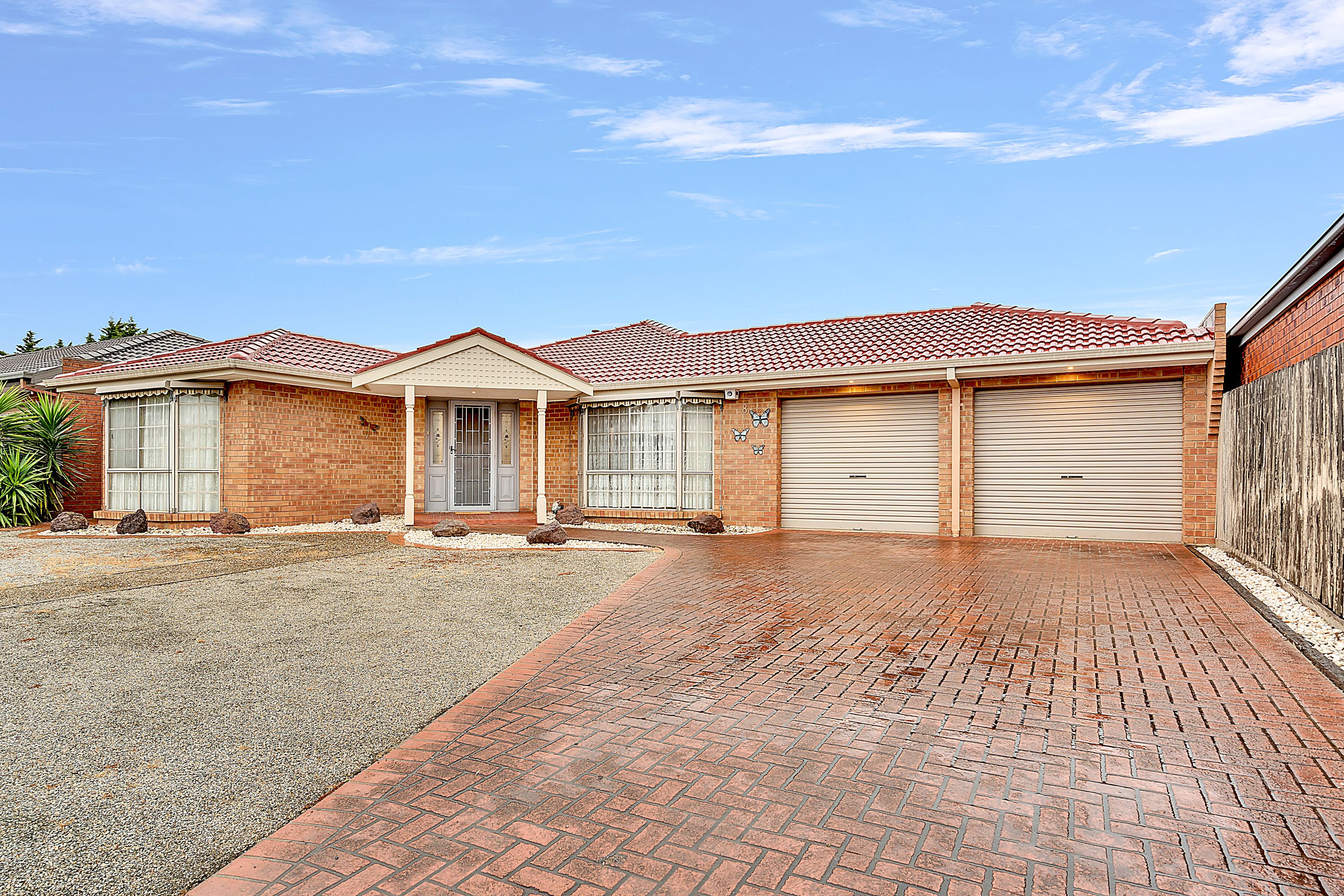 8 Pembroke Crescent, Craigieburn, VIC 3064