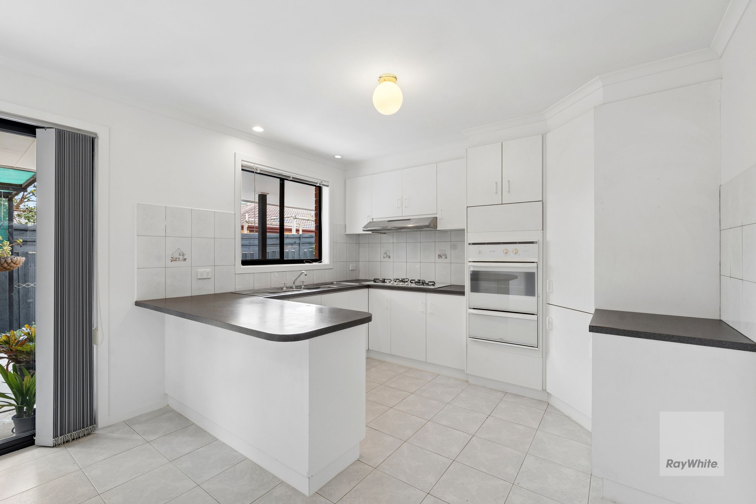 111B Honour Avenue — photo 6 of 19