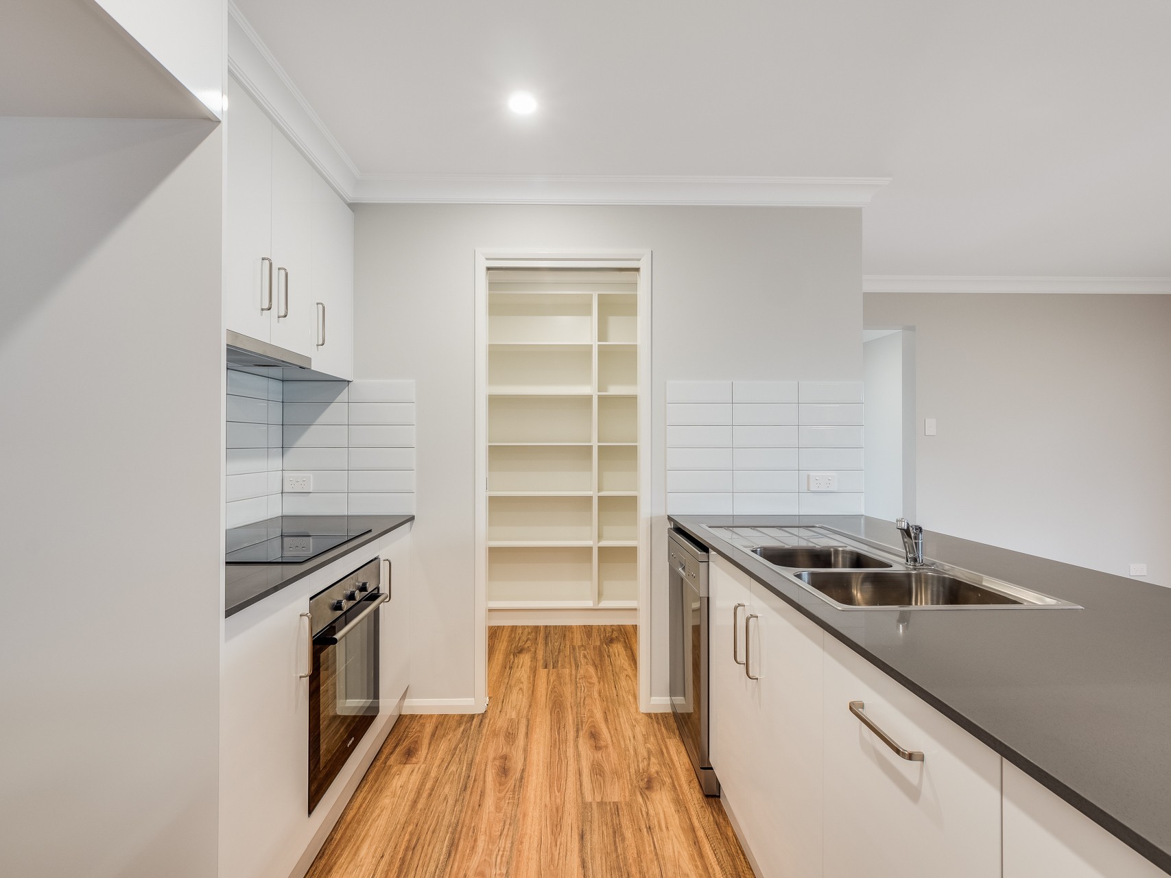 9 Sandford Crescent, Torrington, QLD 4350