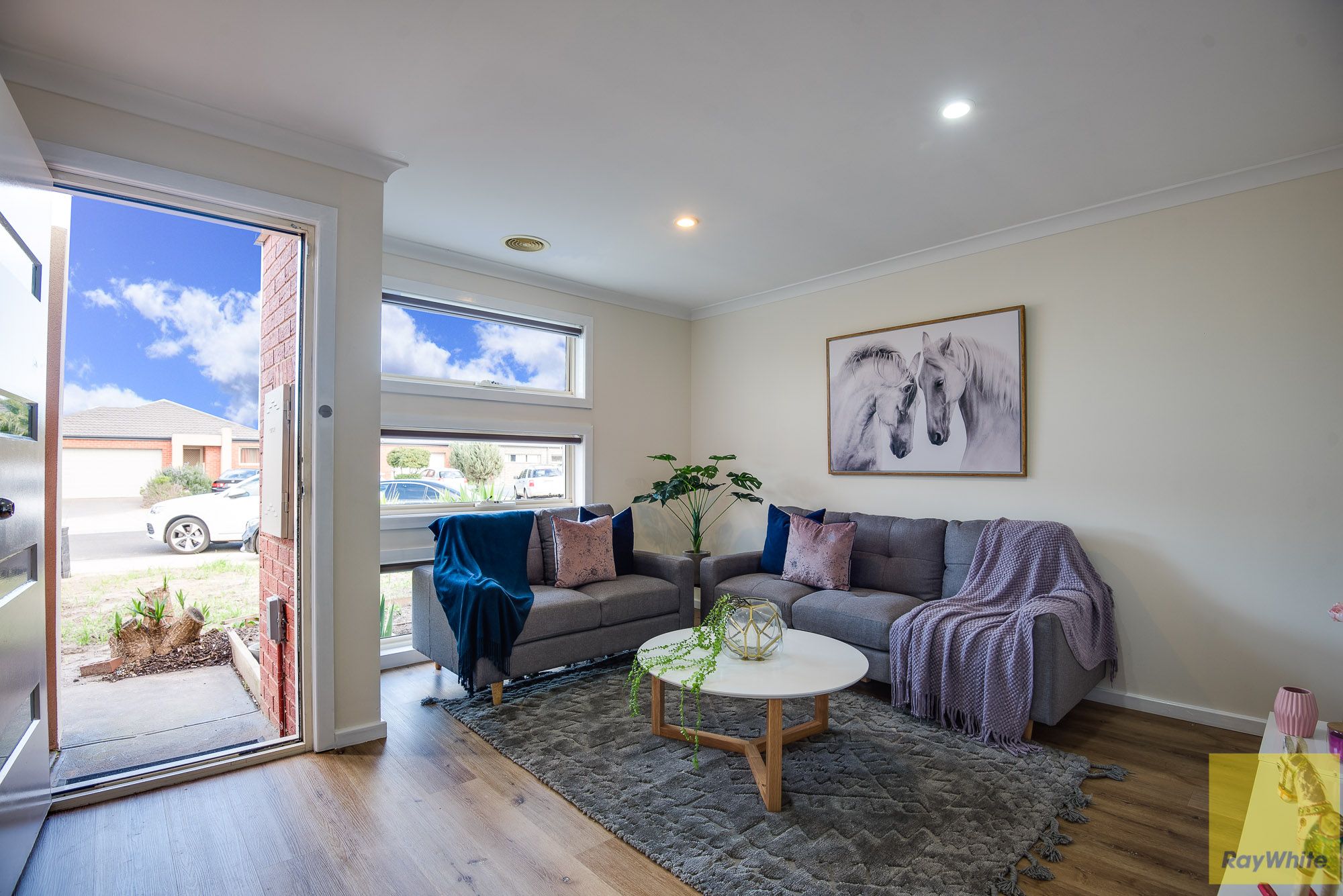 2/10 Craig Close, Truganina, VIC 3029
