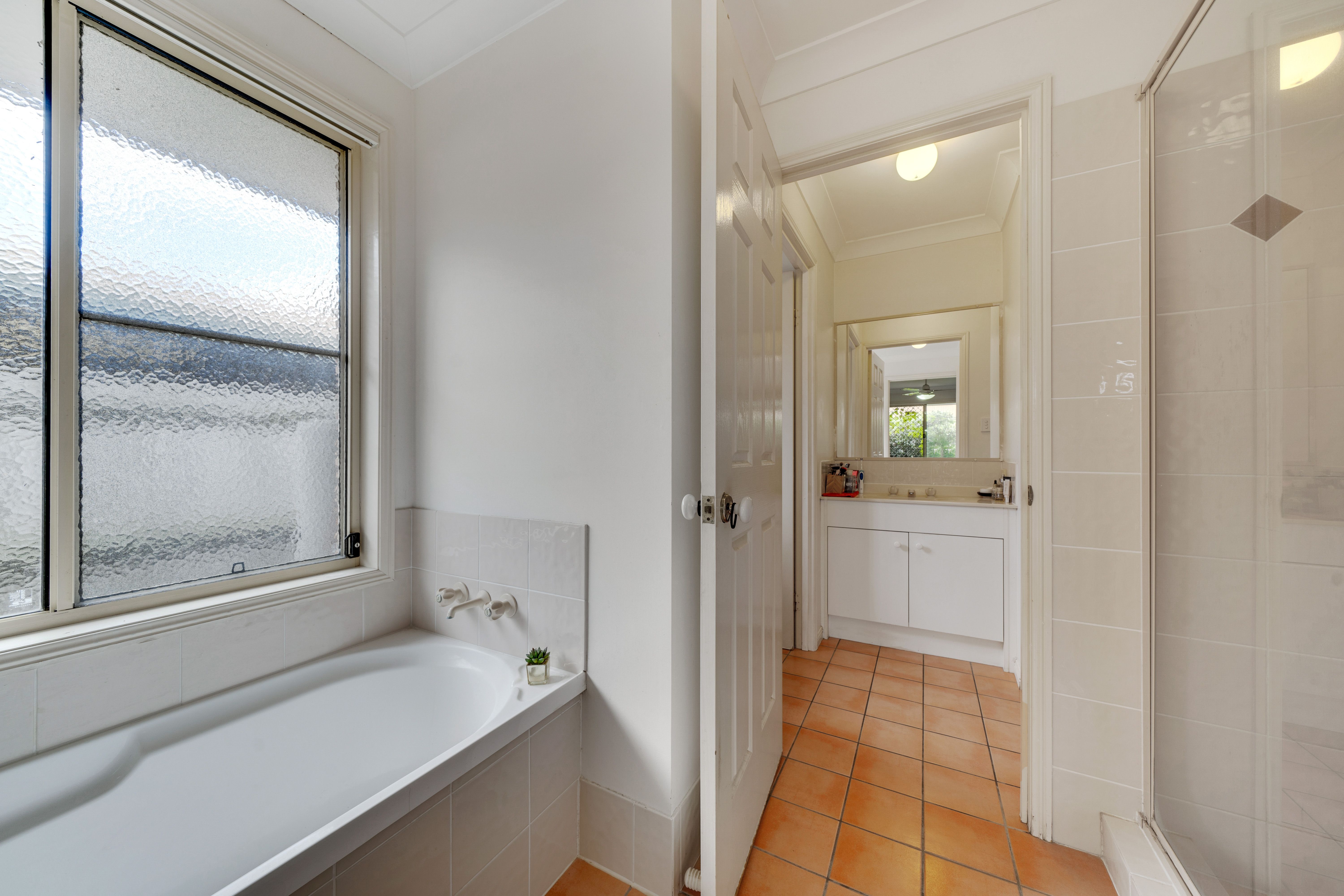 12 Kinross Lane, Bethania, QLD 4205