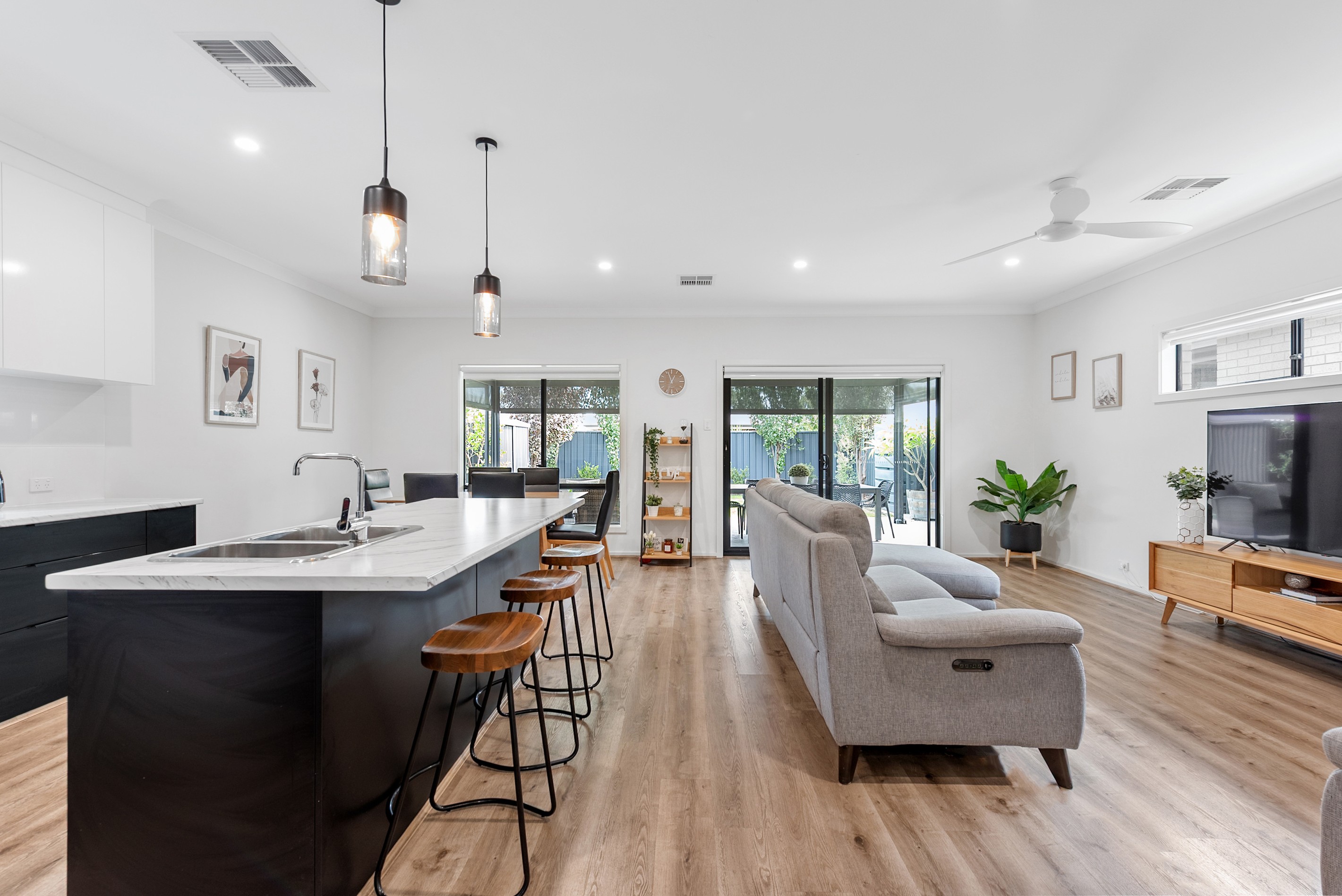 11A Iveleary Avenue, Salisbury East, SA 5109
