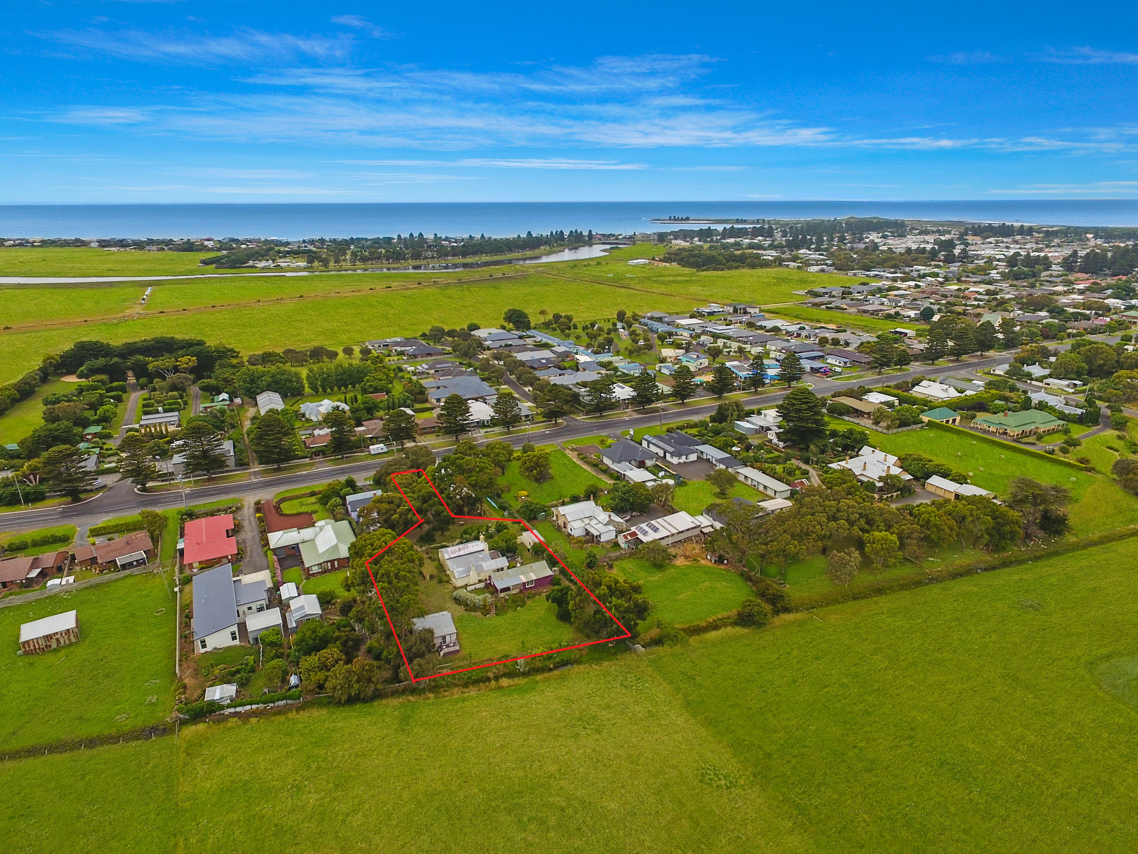 132 Princes Highway, Port Fairy, VIC 3284