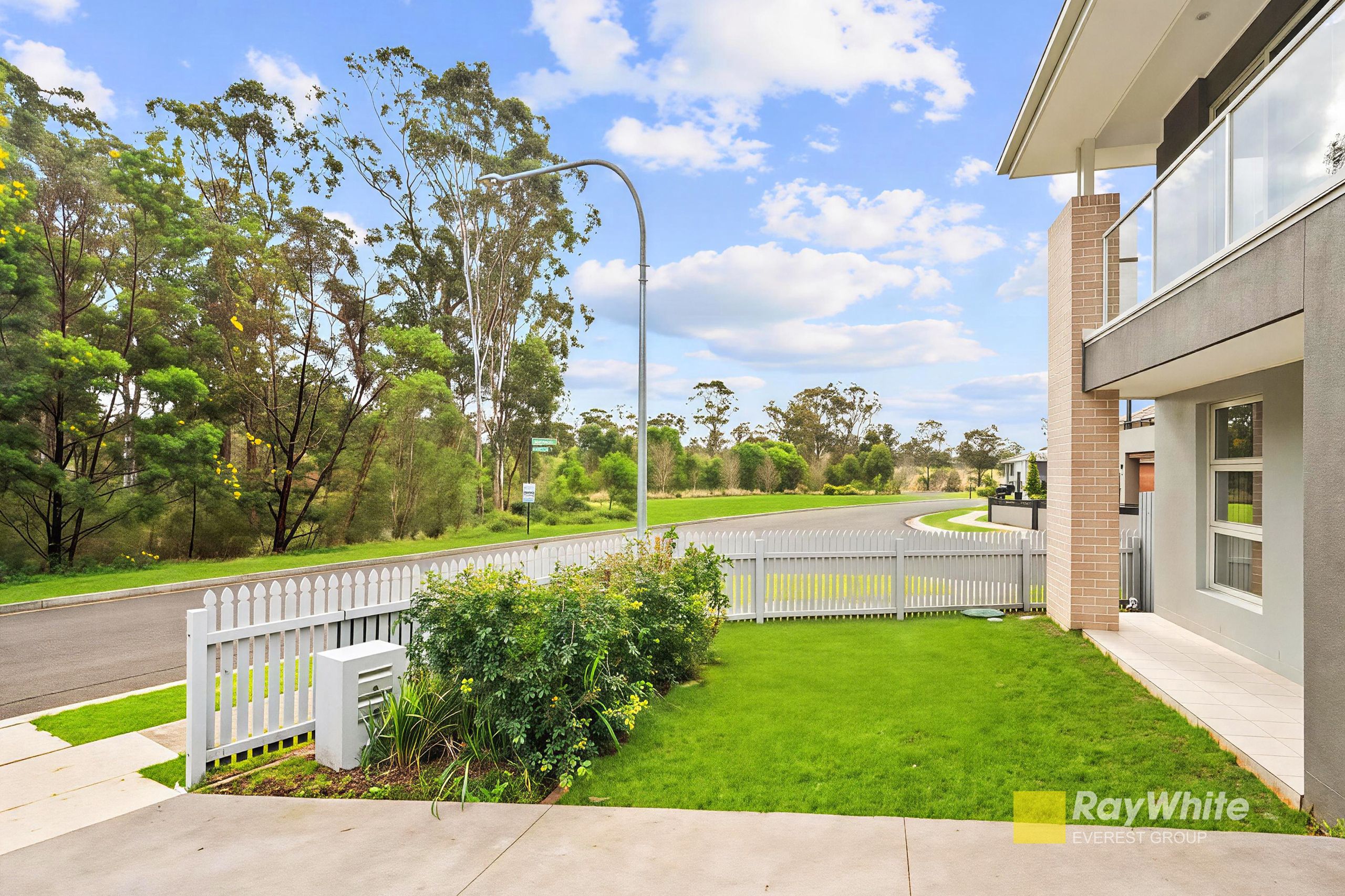 16-16A Kingsburgh Parkway, Gables, NSW 2765