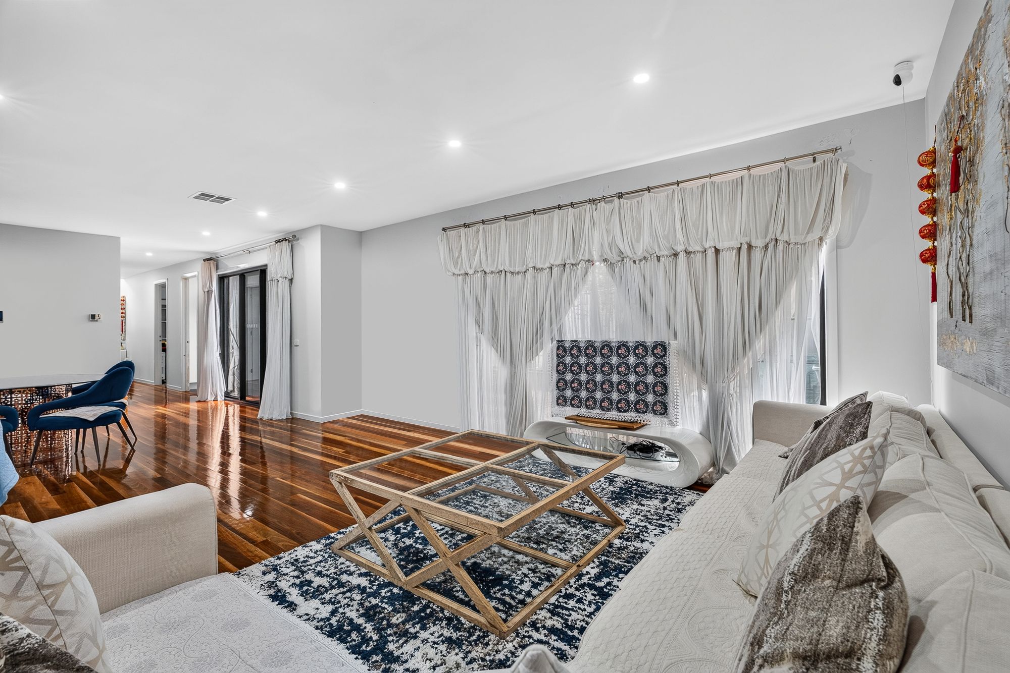 1/72 Willow Avenue — photo 3 of 15