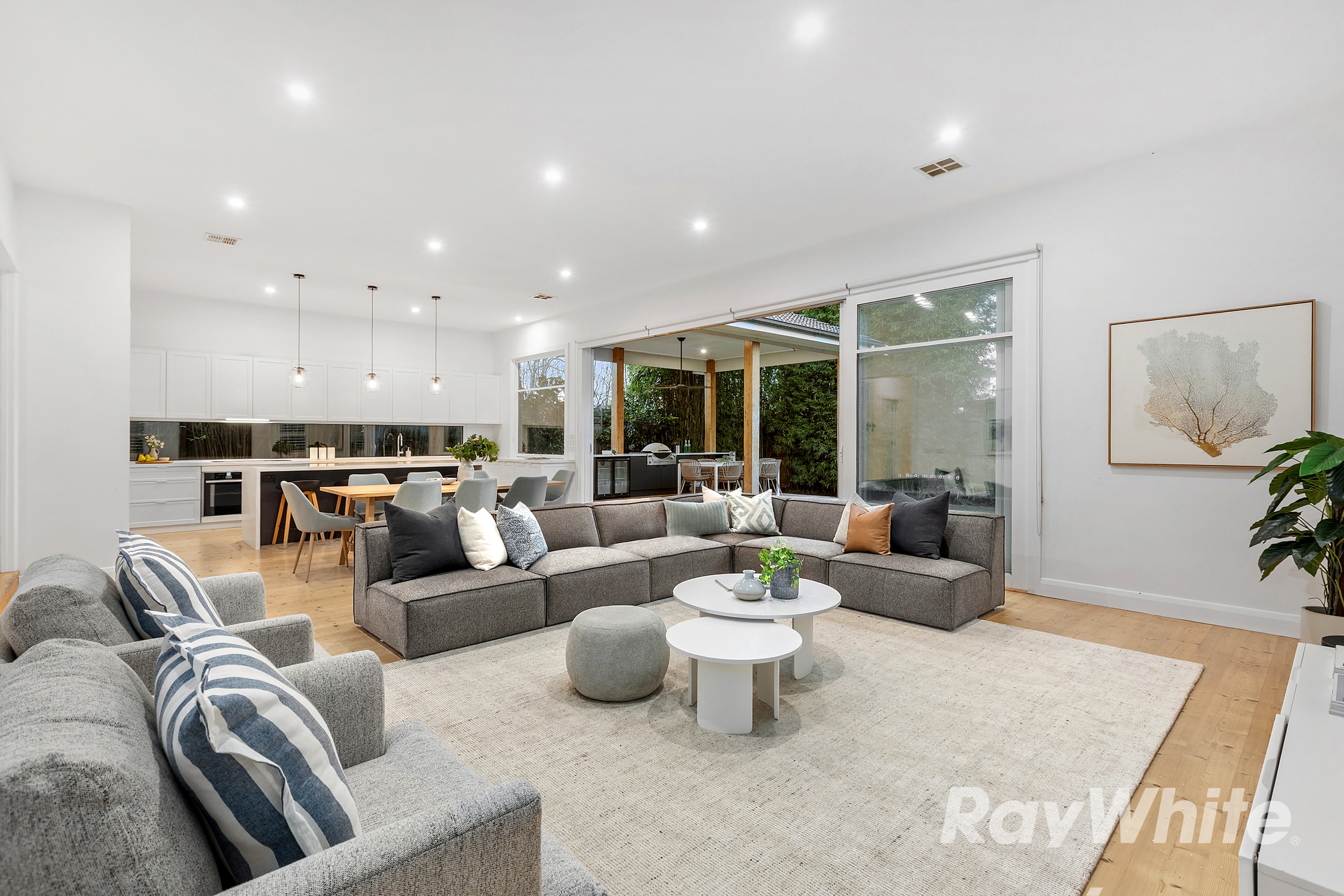 61 Elliott Avenue, Carnegie, VIC 3163