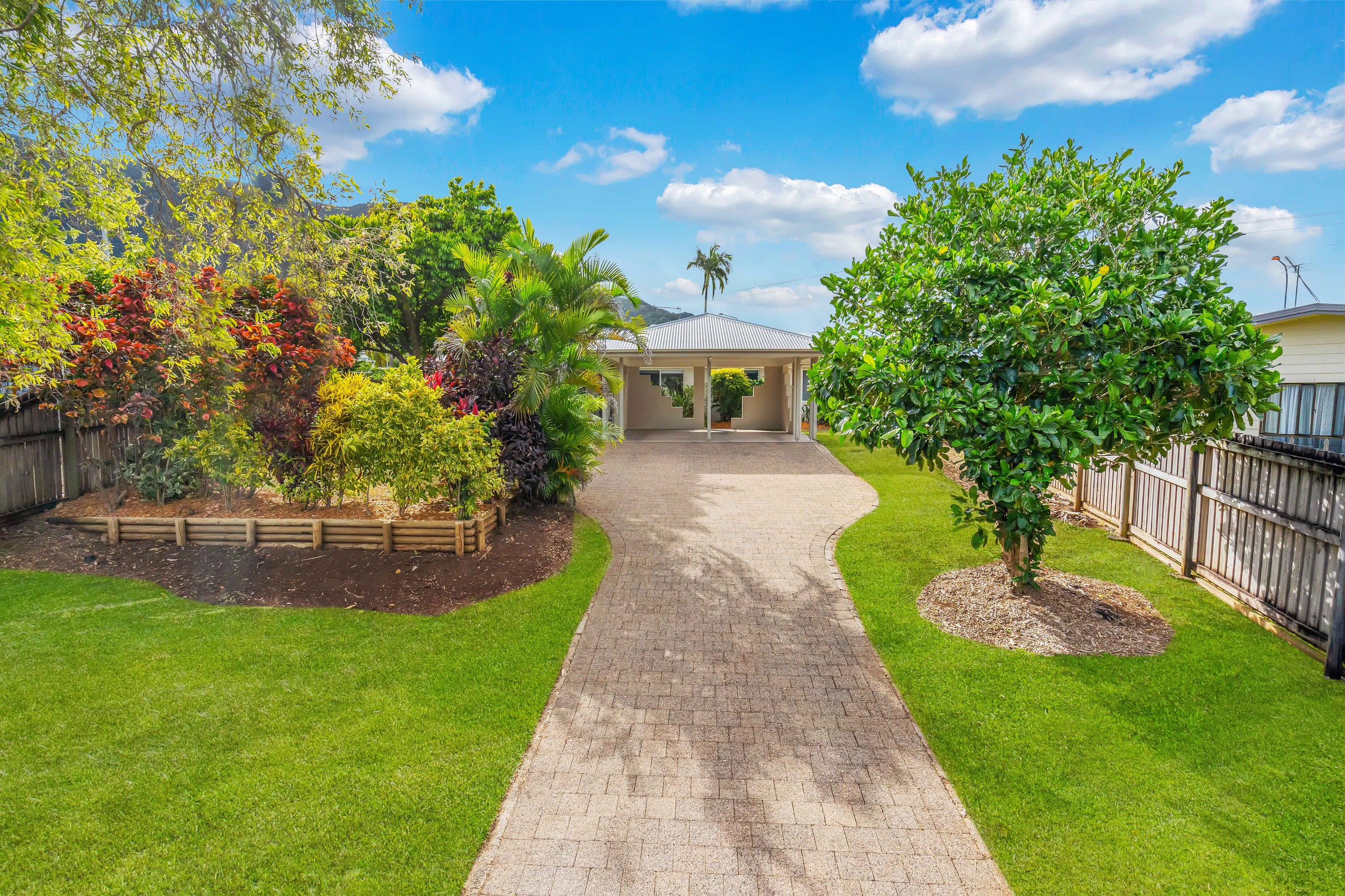 36 Cyperus Drive, Redlynch, QLD 4870