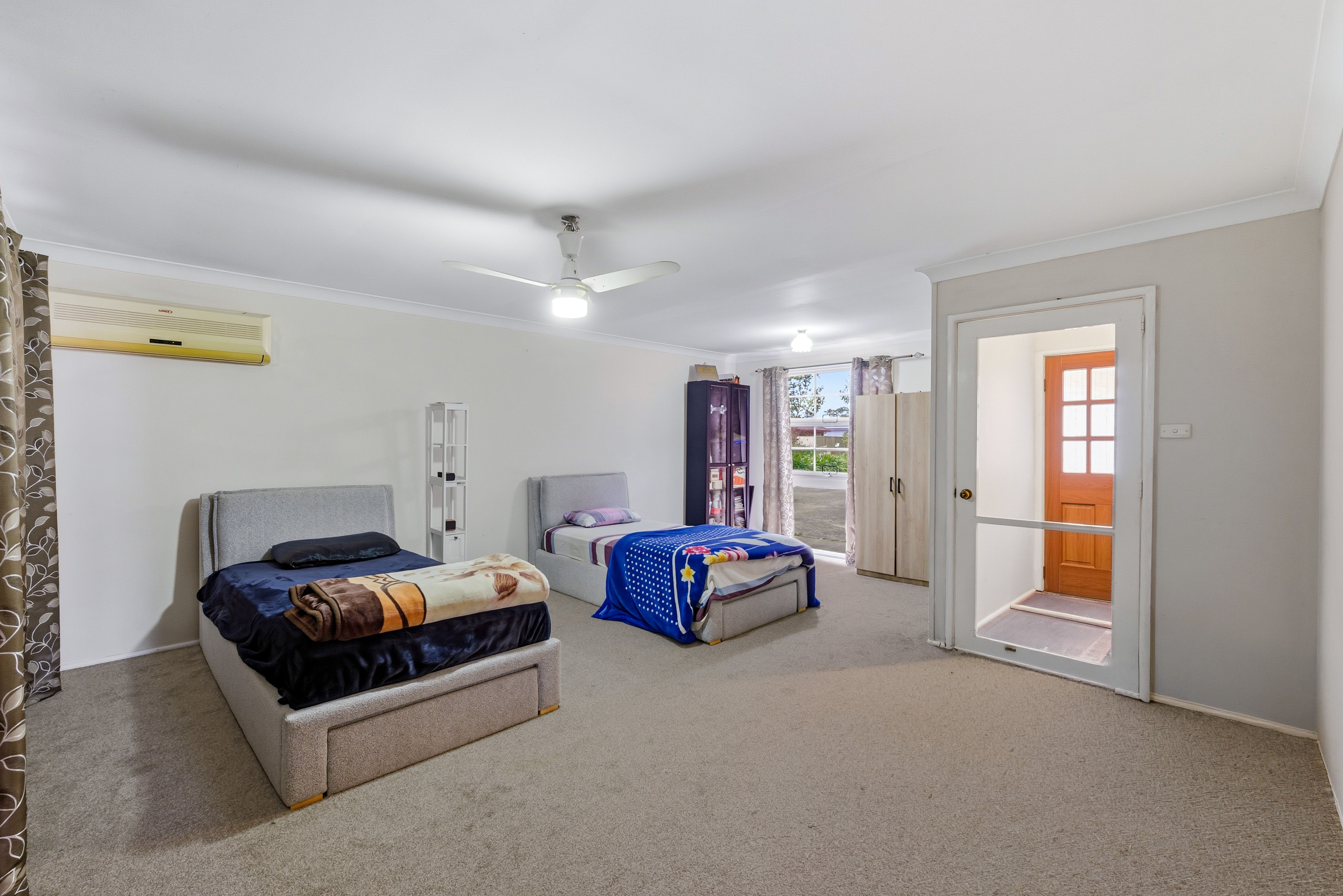12 Caroline Chisholm Drive — photo 8 of 10