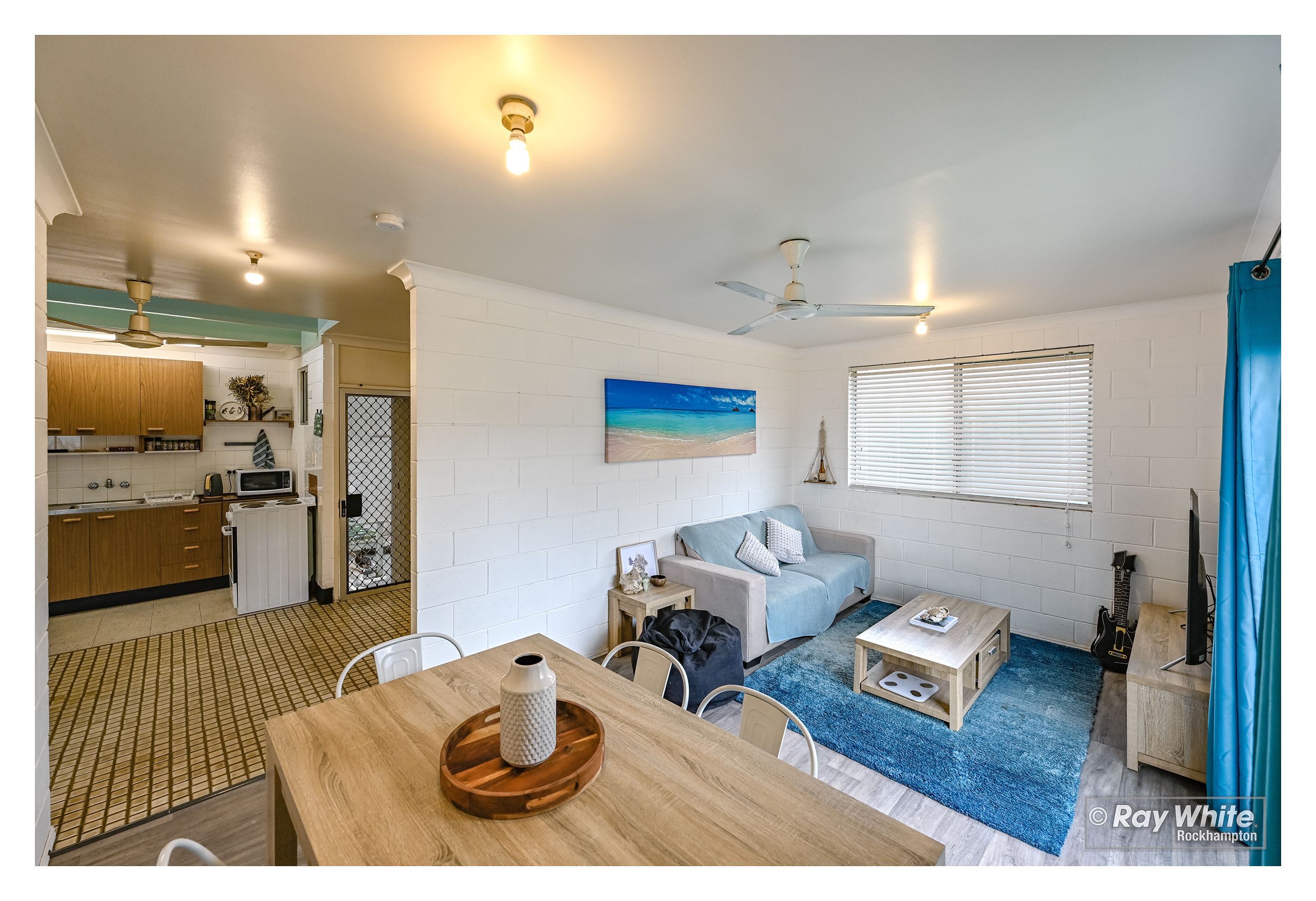 2/264 Elphinstone Street, Koongal, QLD 4701