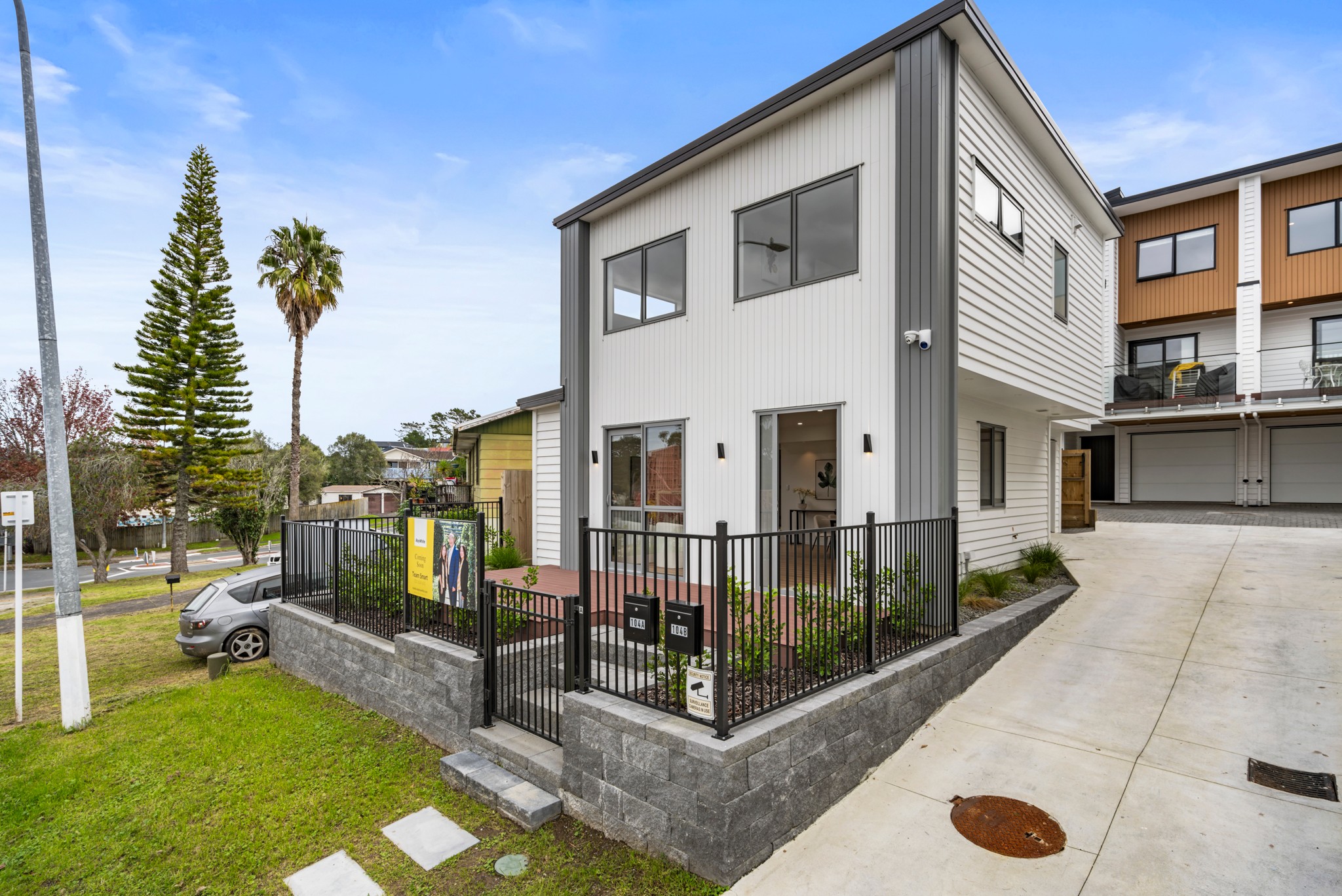 104A and D Moire Road, West Harbour, Waitakere City