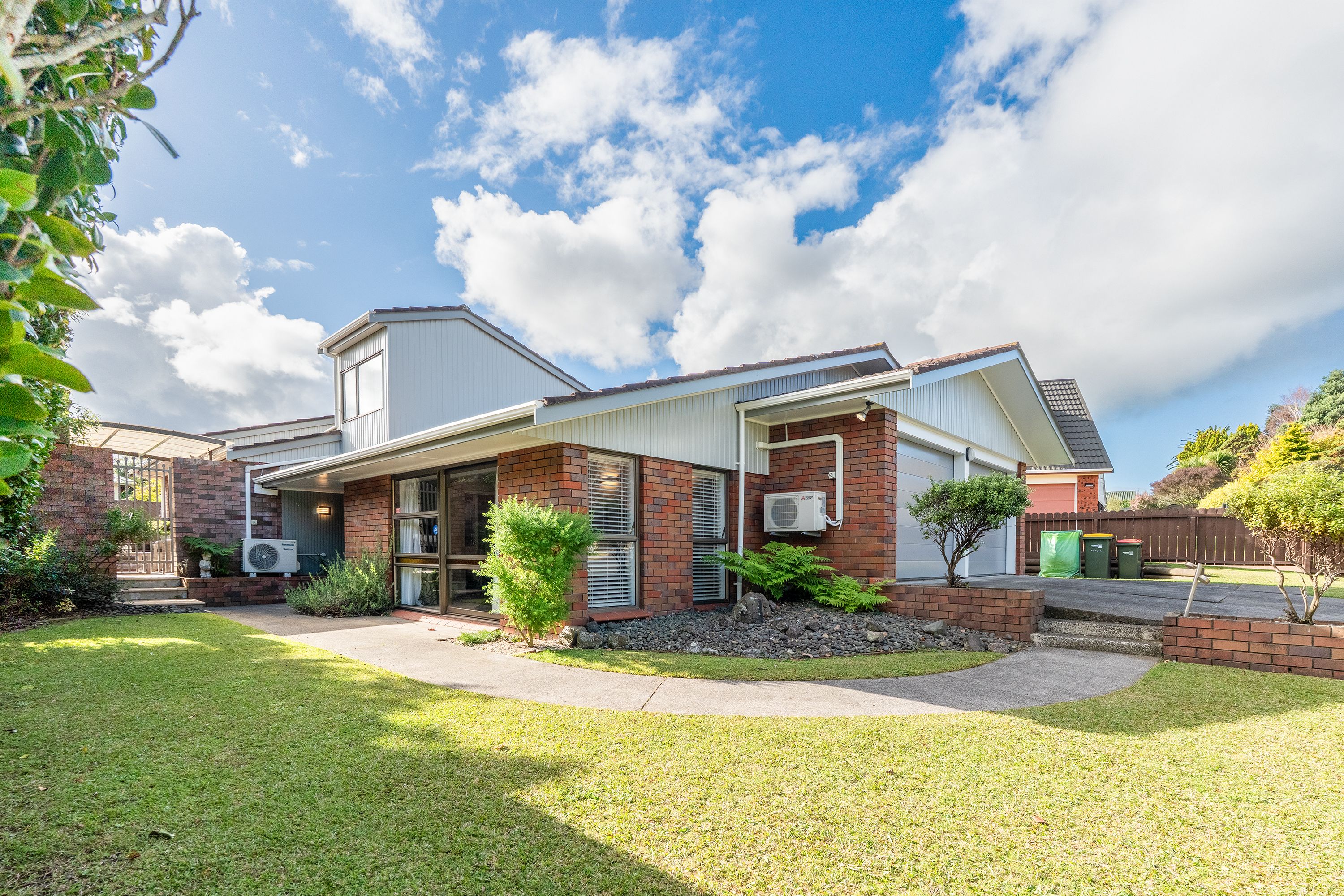 5 Emory Drive, Conifer Grove, Manukau City