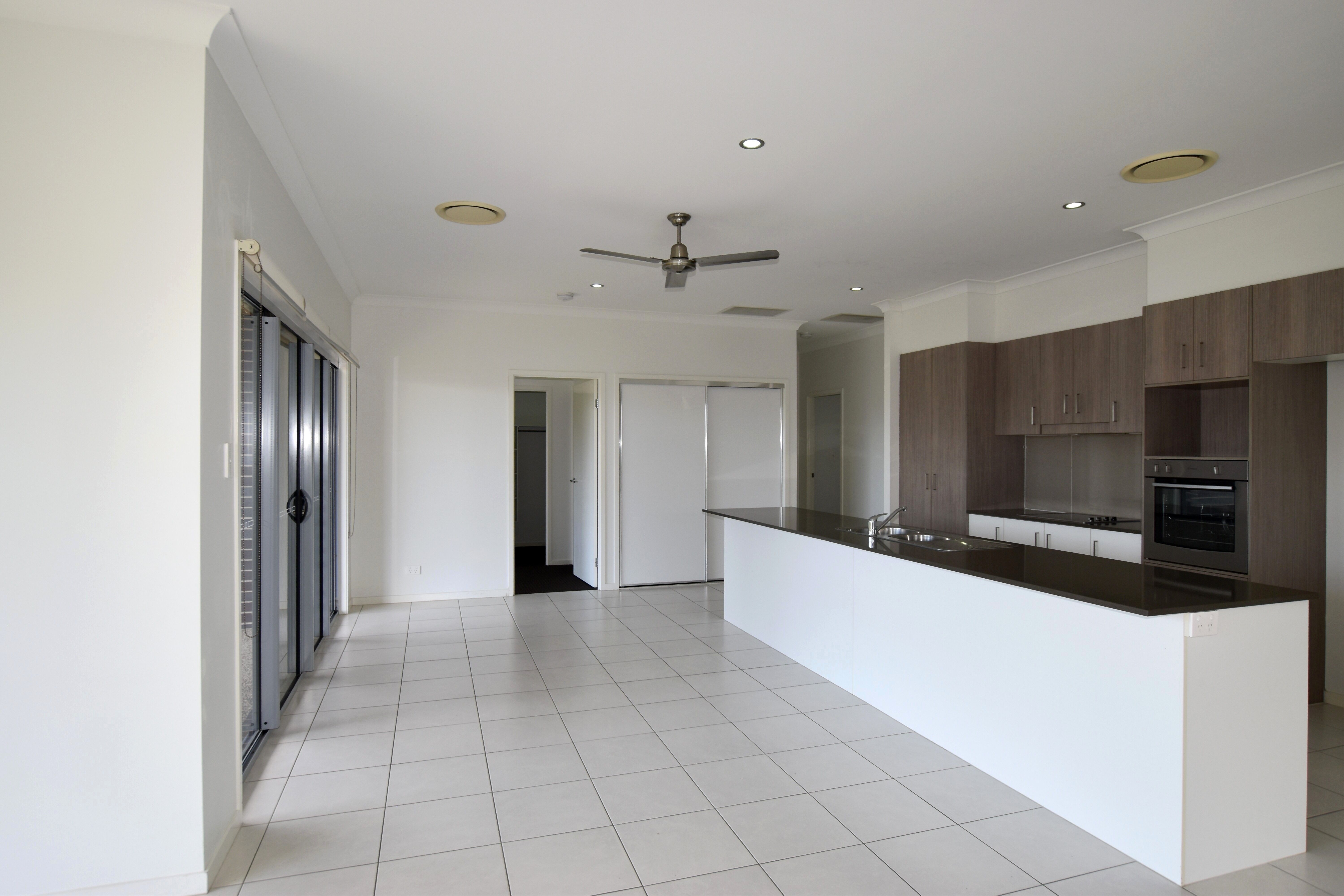 3 Amber Street, Kirkwood, QLD 4680
