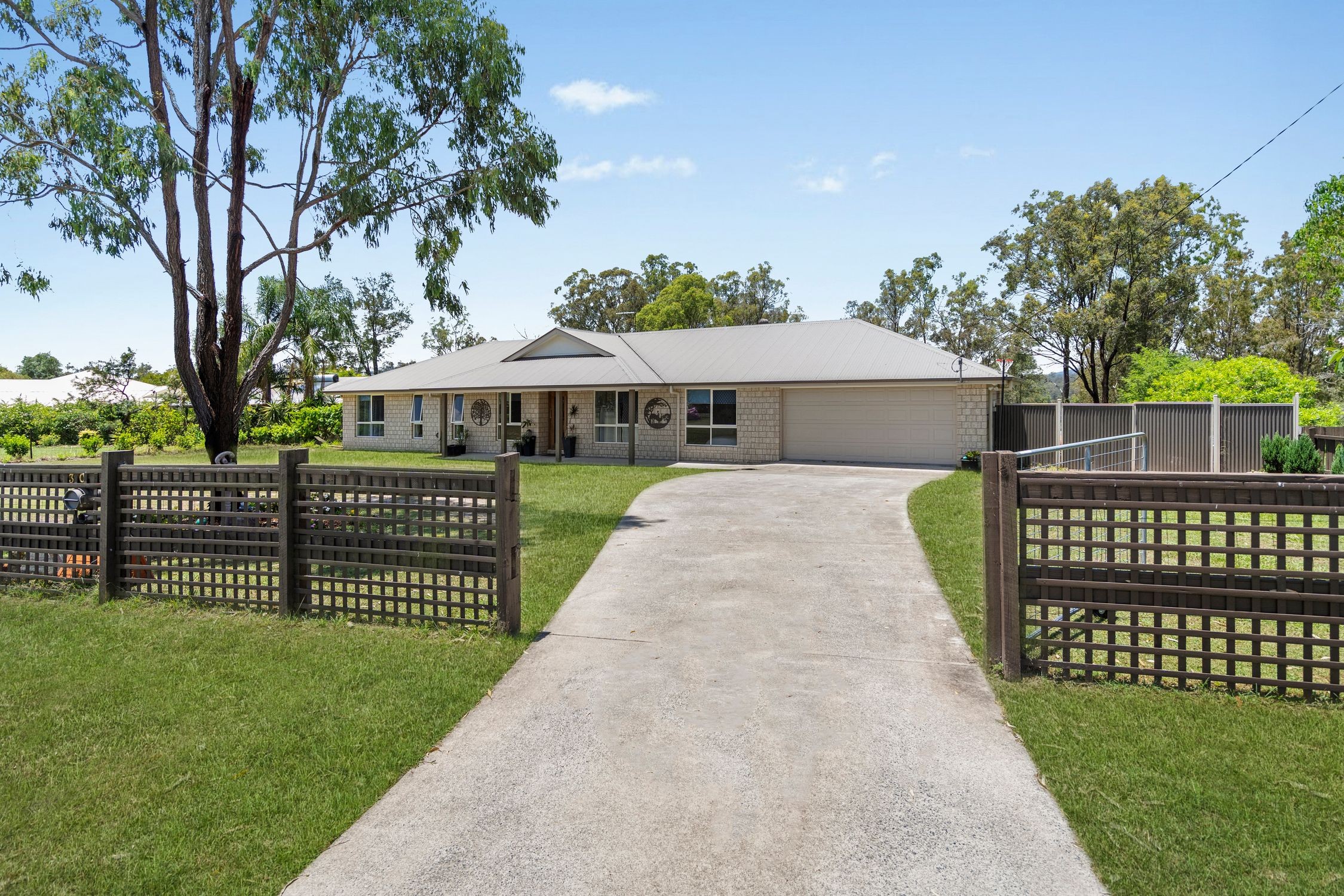 30 Hannant Road, Hatton Vale, QLD 4341