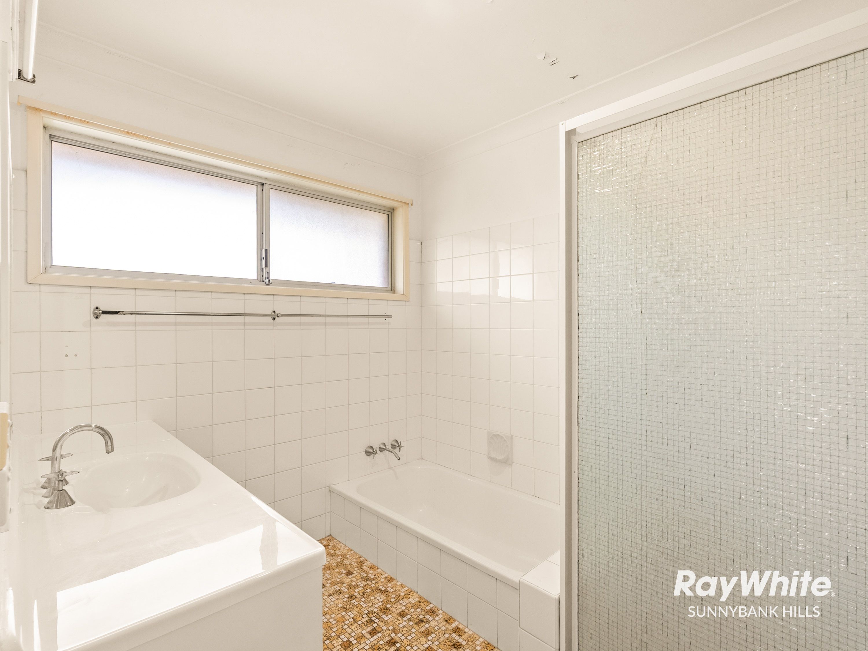 31 Delavan Street — photo 11 of 19