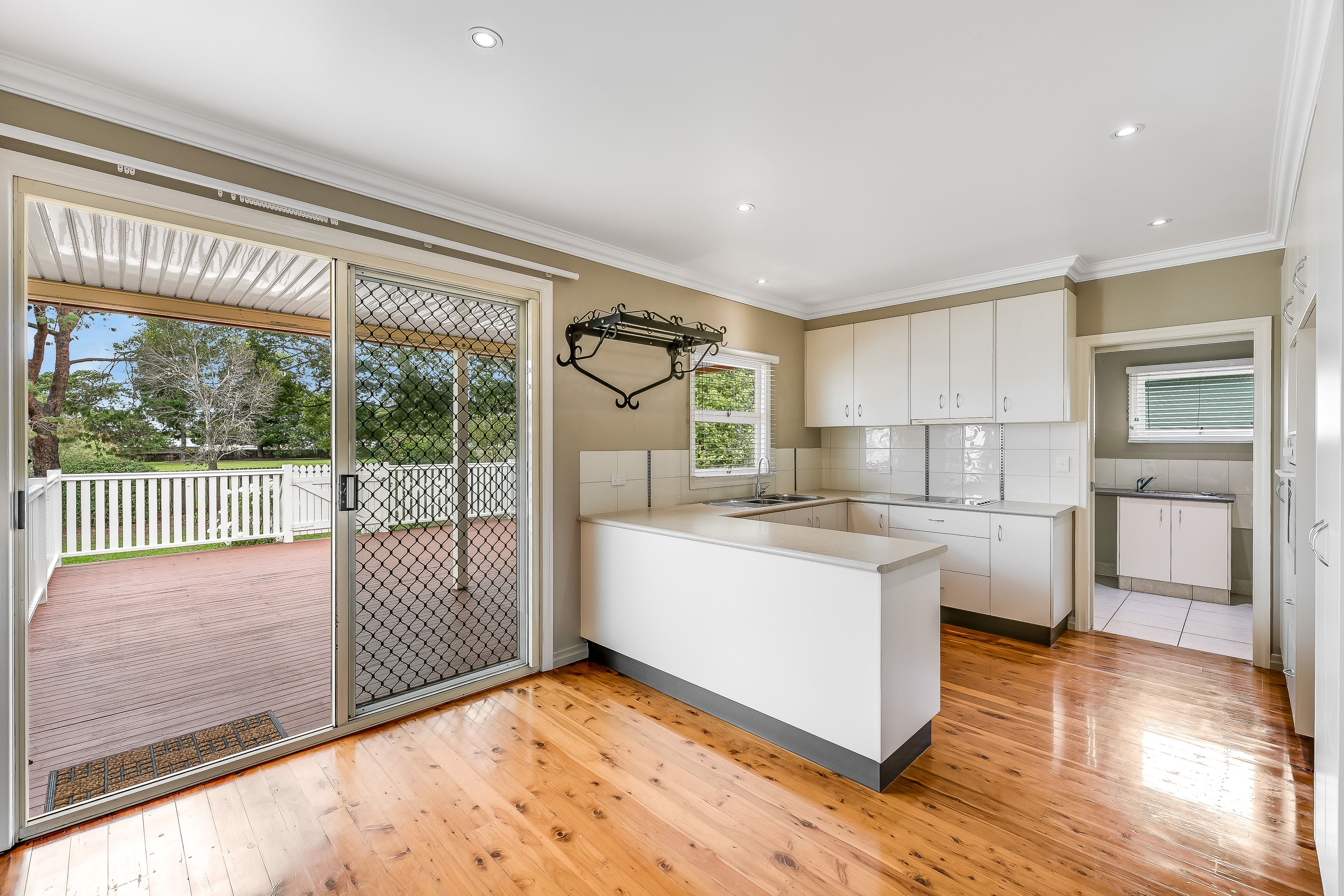 28 Fourth Avenue, Harristown, QLD 4350