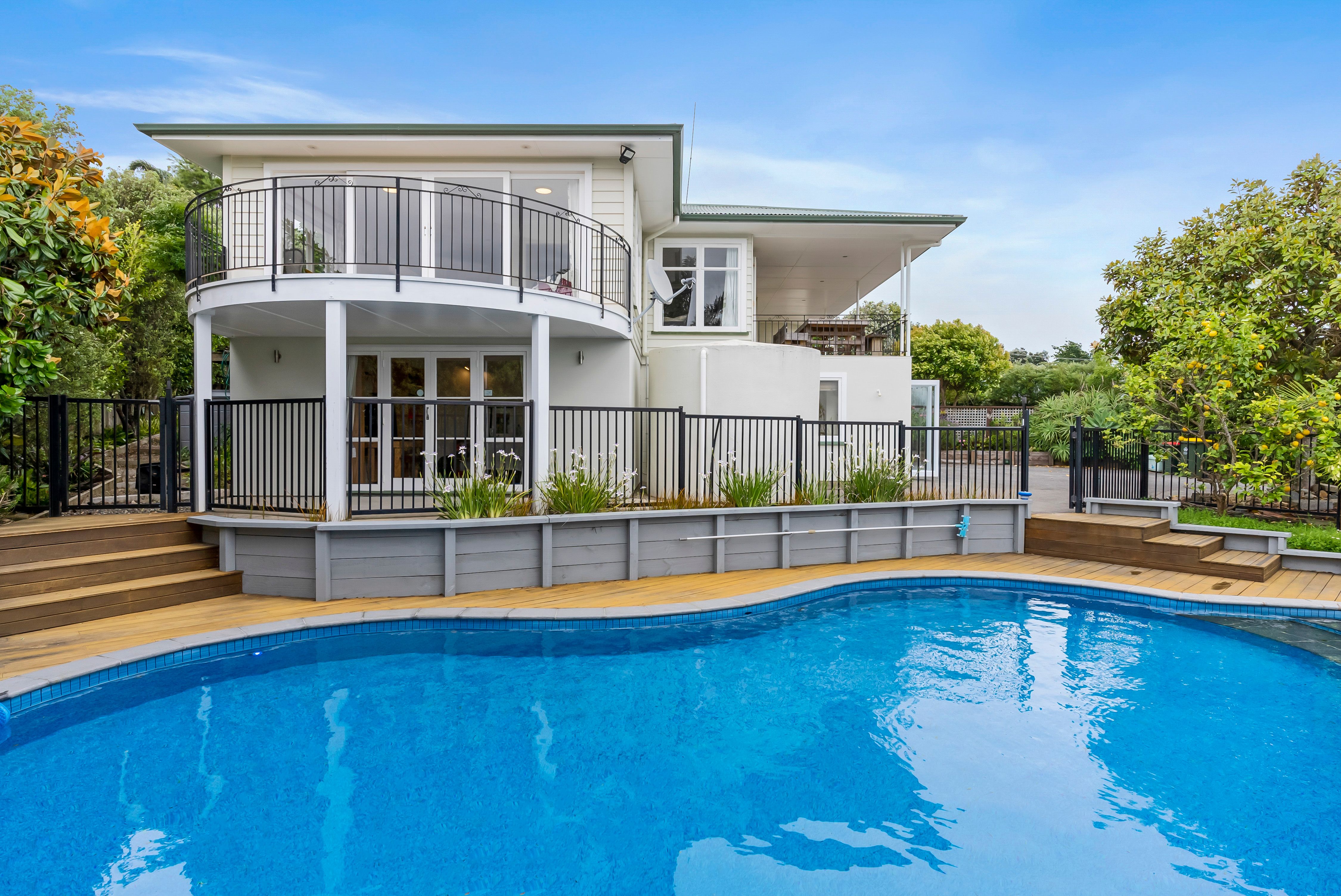 17 Shelly Bay Road, Beachlands, Manukau City