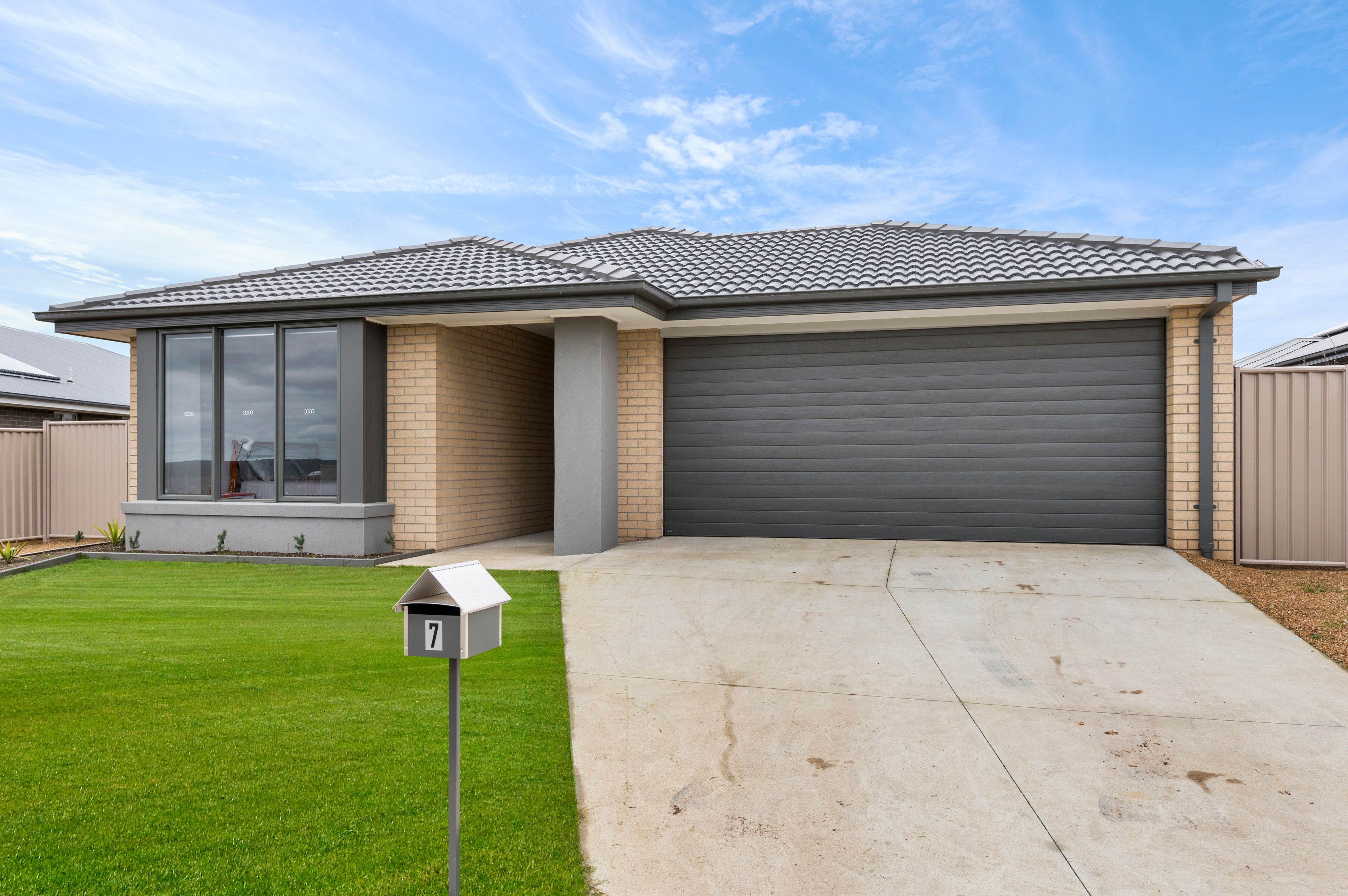 7 Barn Owl Avenue, WINTER VALLEY VIC 3358