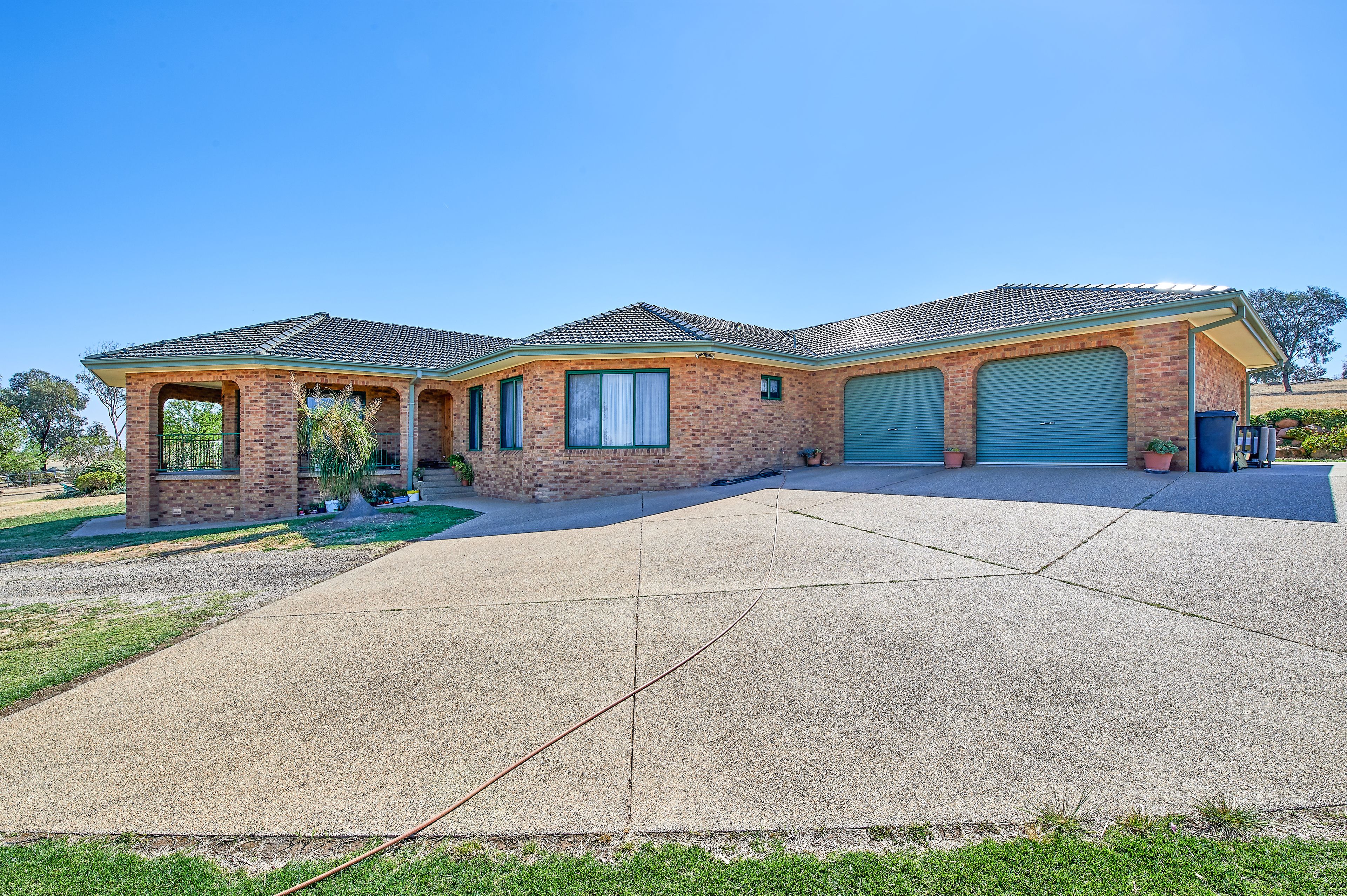 351 East Street, Cartwrights Hill, NSW 2650