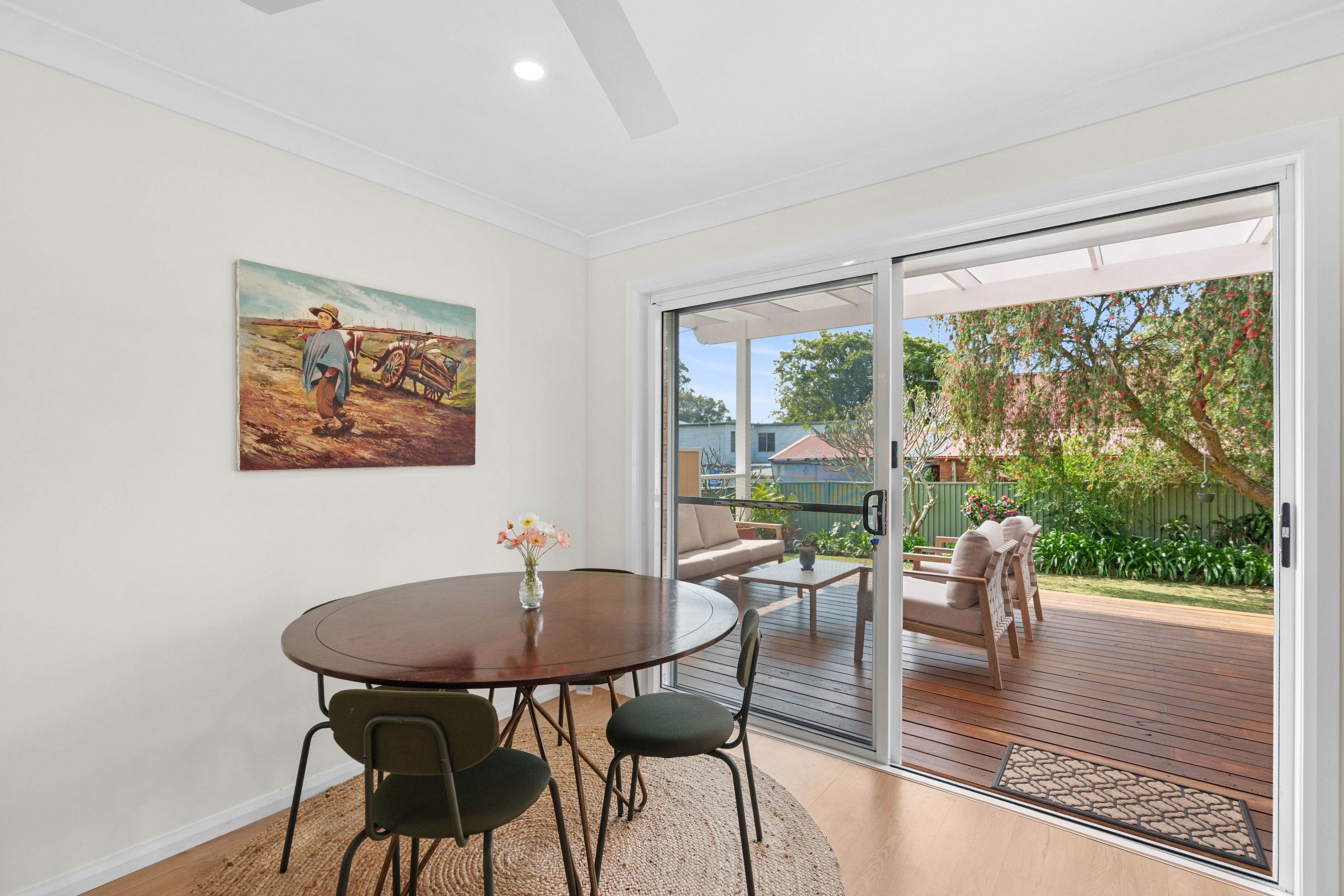 12 Ballarat Avenue — photo 3 of 11