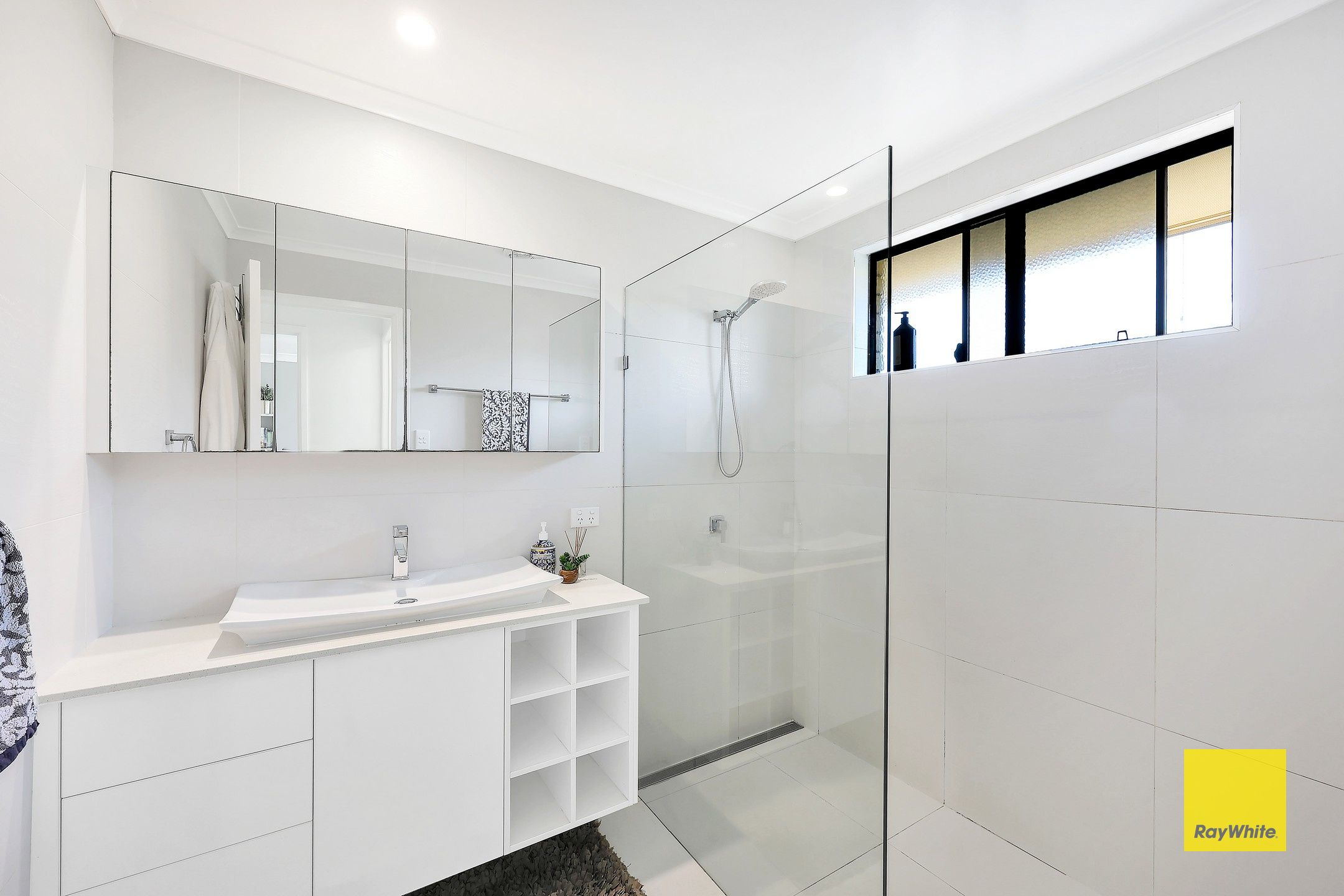 23 Croft Street — photo 16 of 29