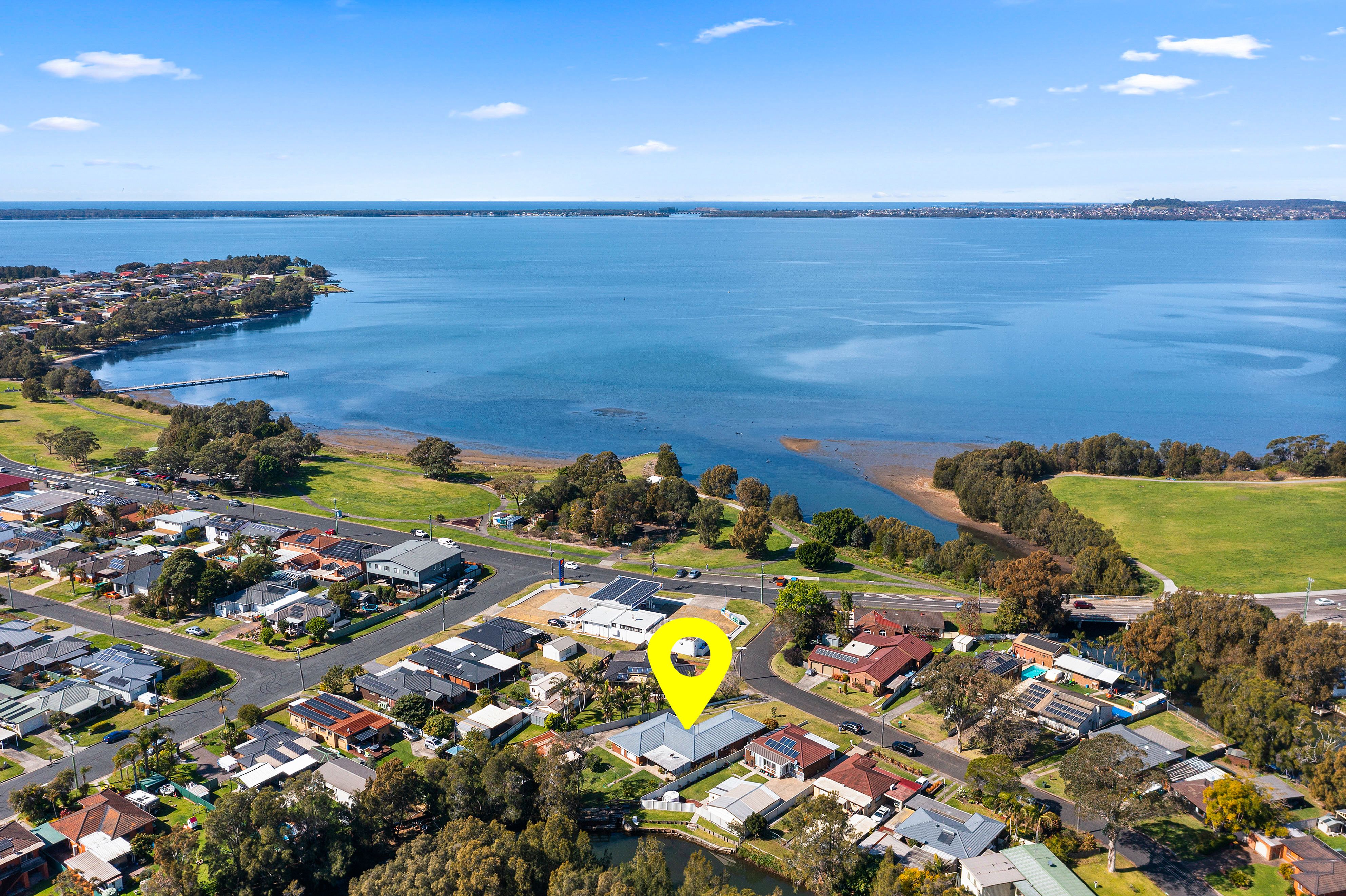 4 Oaks Avenue, Kanahooka NSW 2530