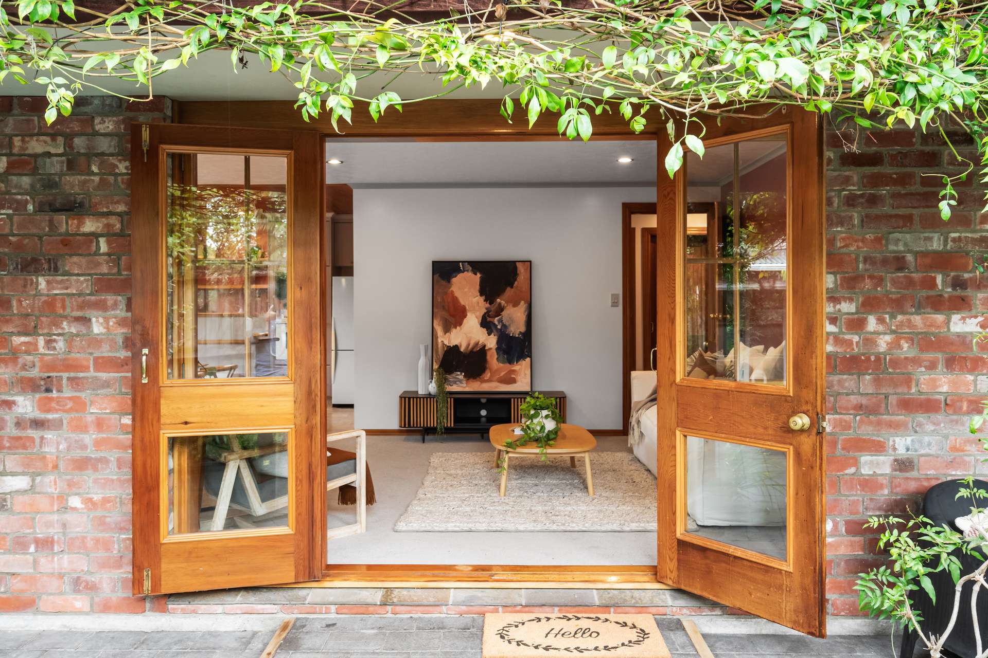 34d Dryden Street photo 6