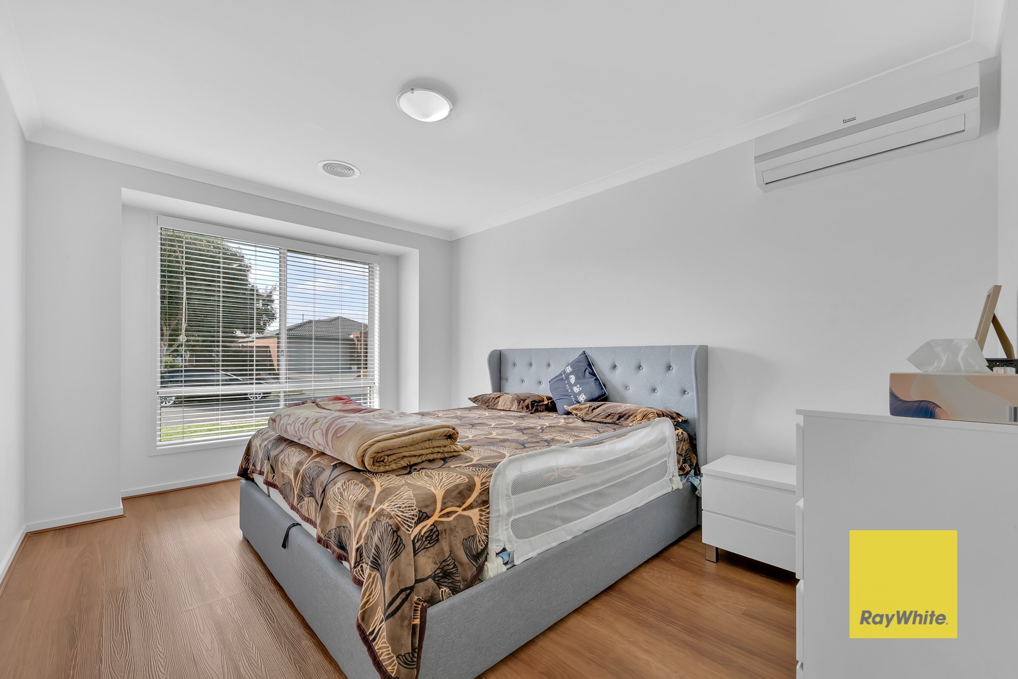 43 Solitude Crescent, Point Cook, VIC 3030