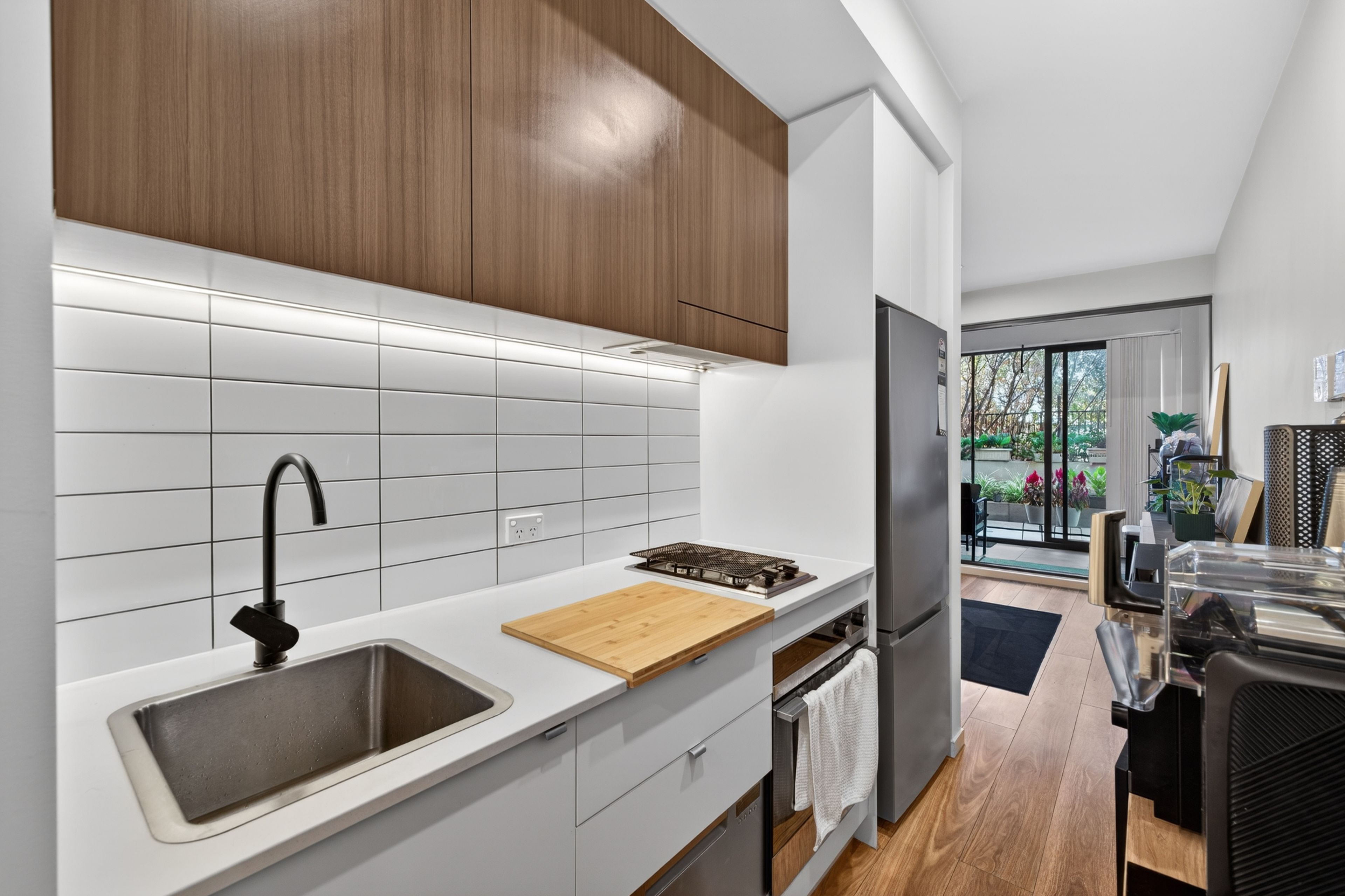 G02/1562 Canterbury Road — photo 8 of 13