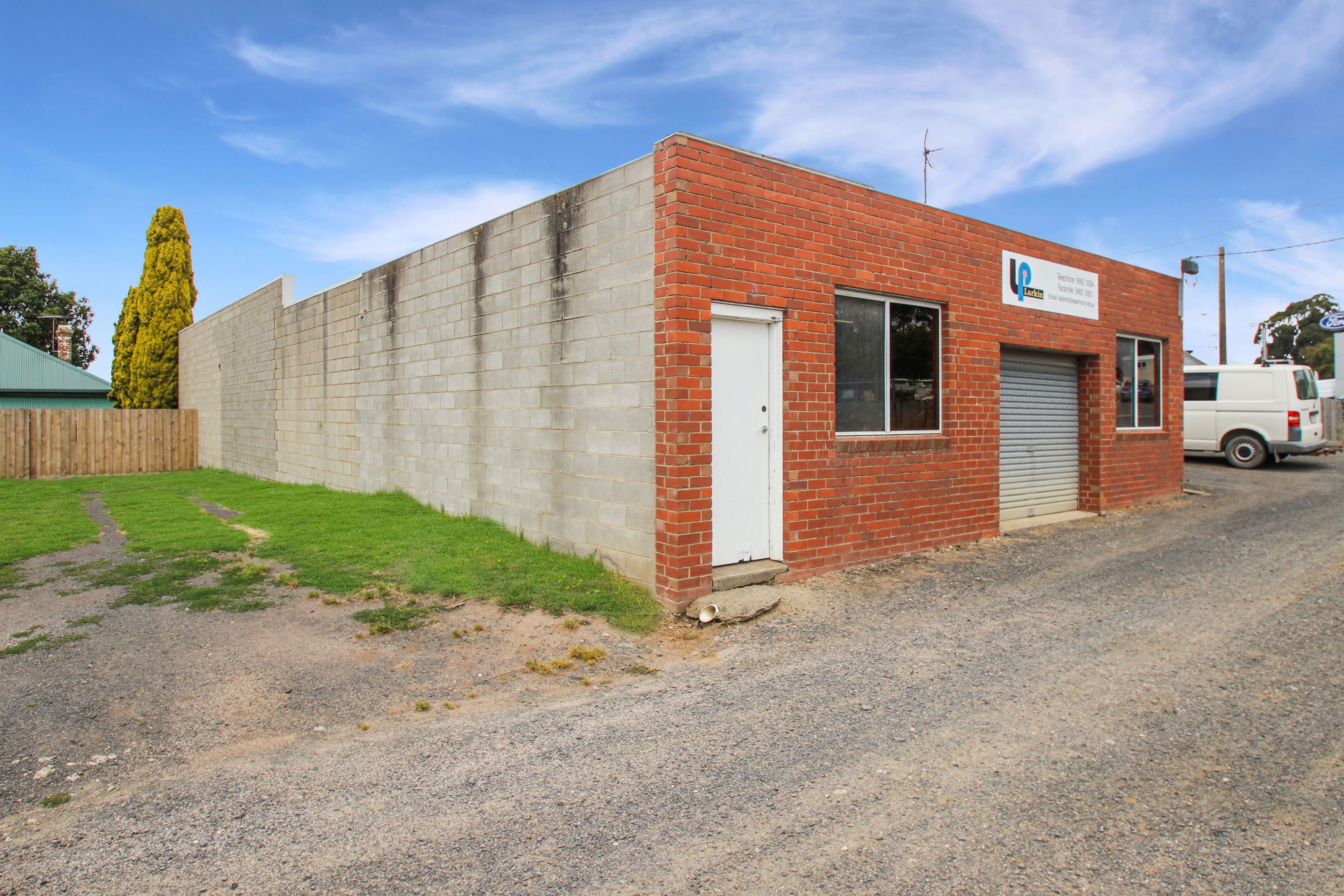 16 Roughead Street, Leongatha, VIC 3953