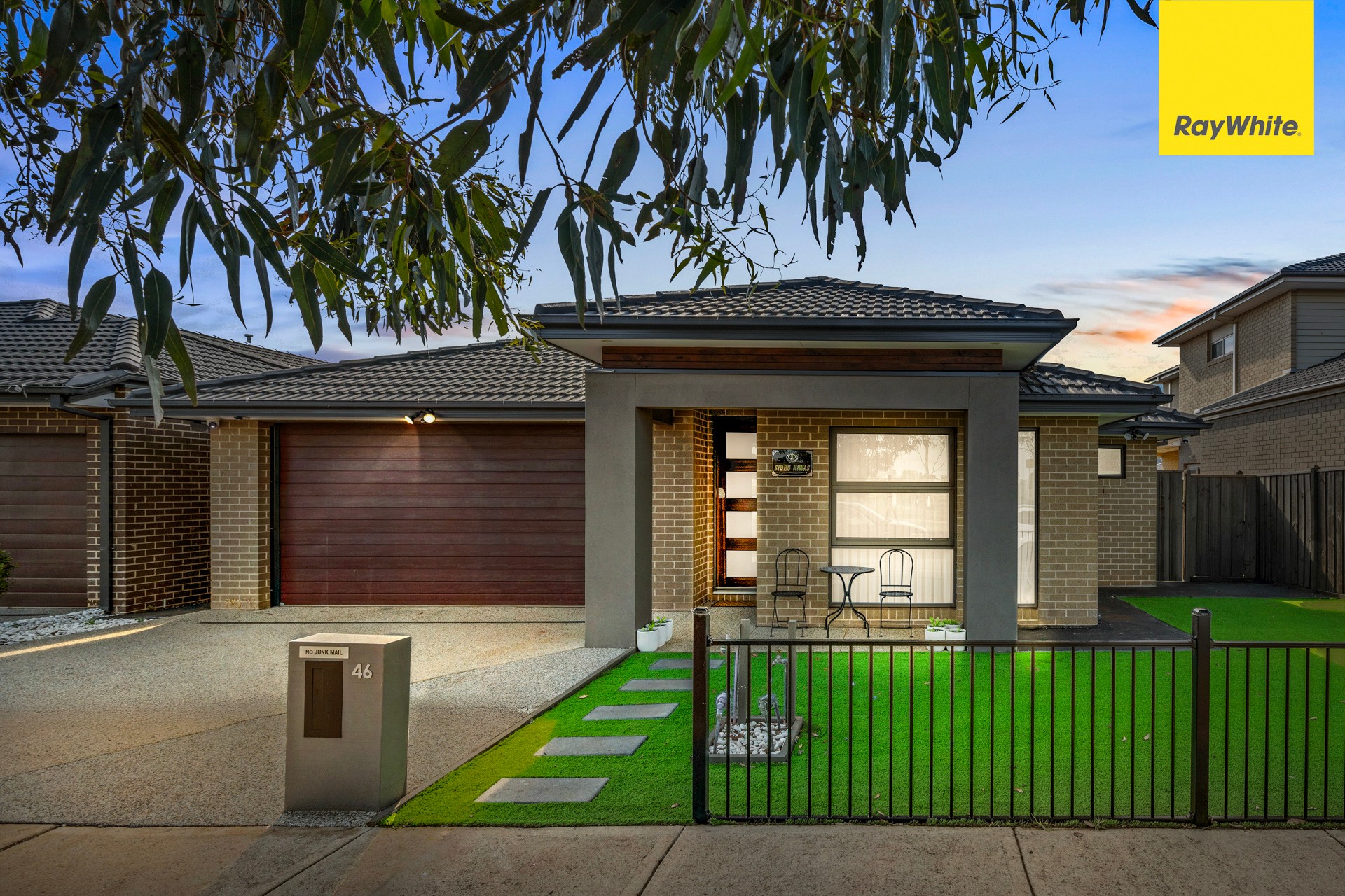 46 Bromley Circuit, THORNHILL PARK, VIC 3335