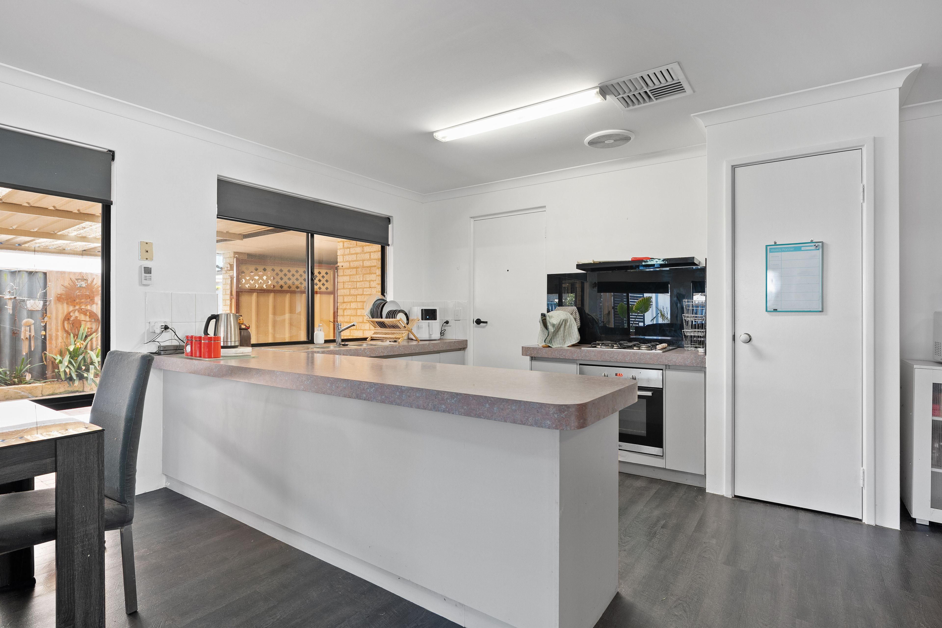 27 Mornington Boulevard — photo 17 of 30