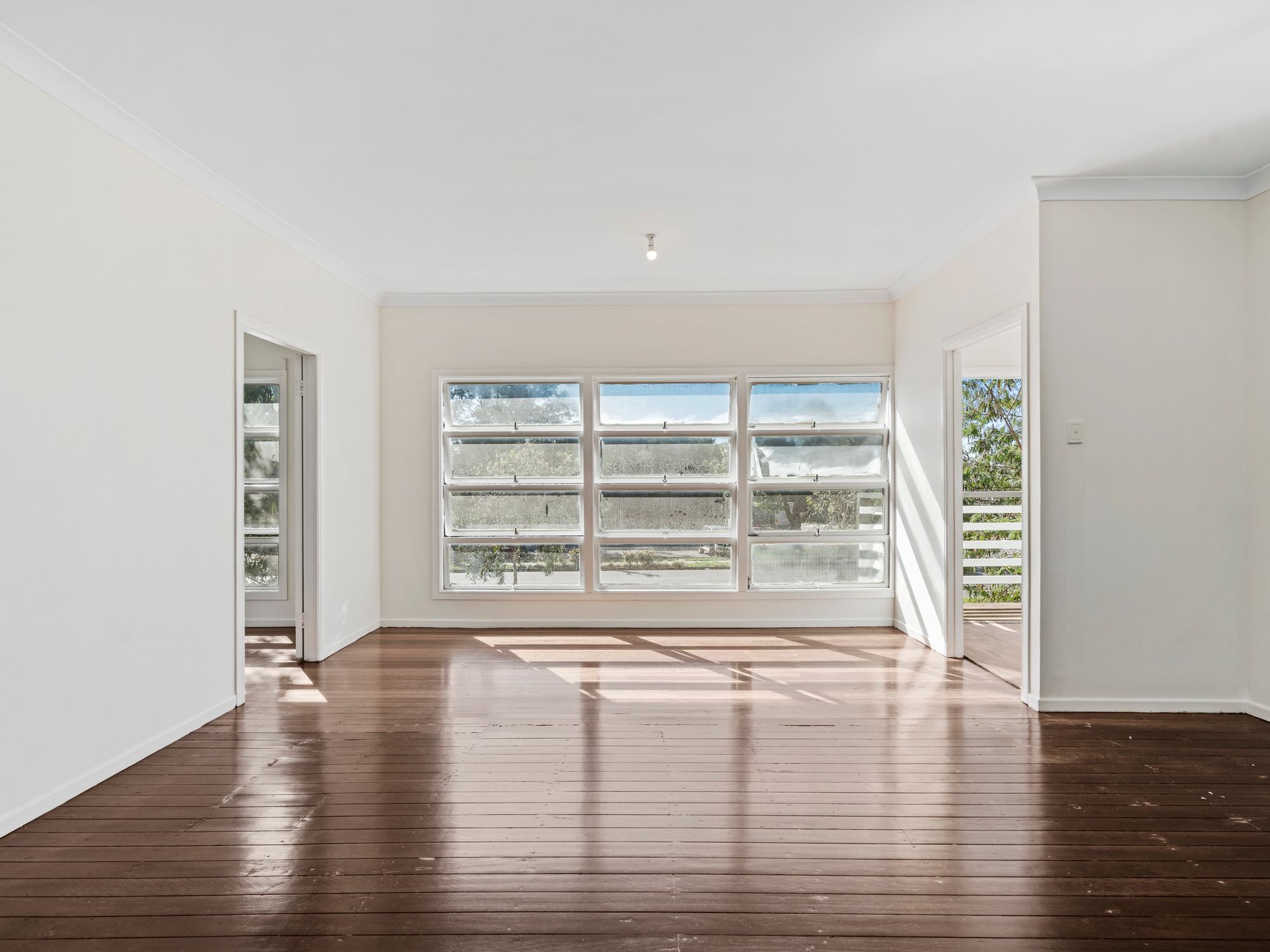 30 Golf Links Road — photo 3 of 19