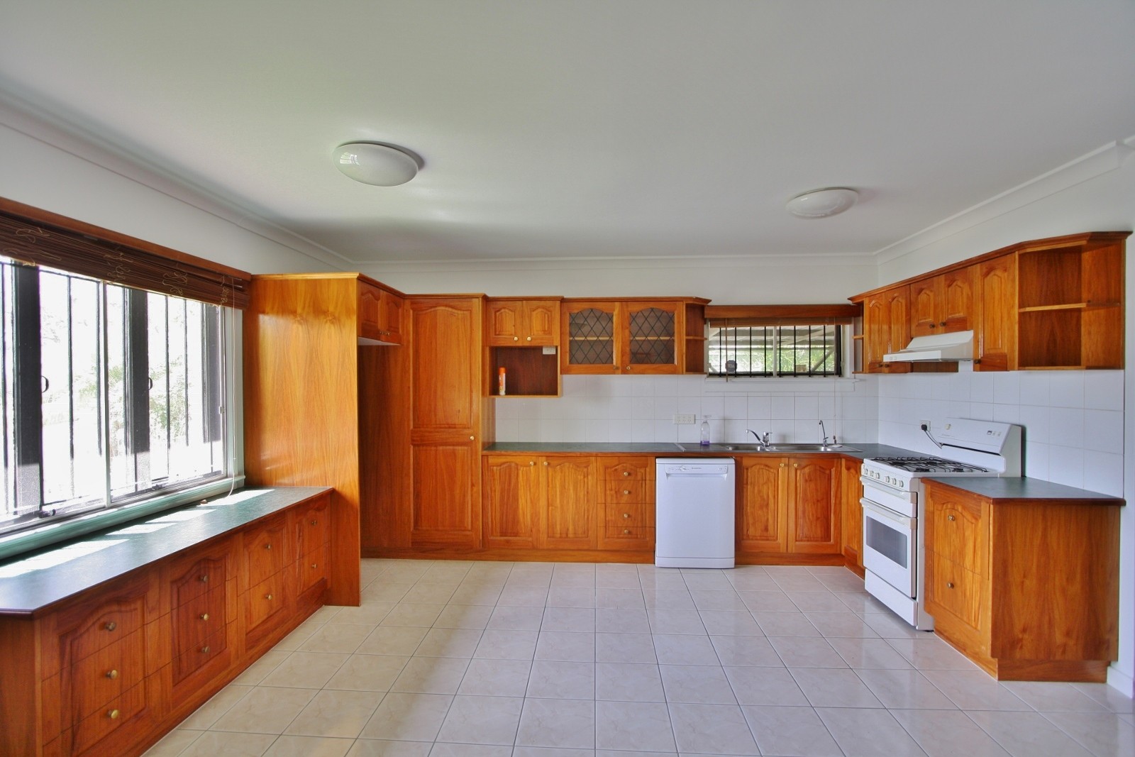 105 Wemvern Street, Upper Mount Gravatt, QLD 4122