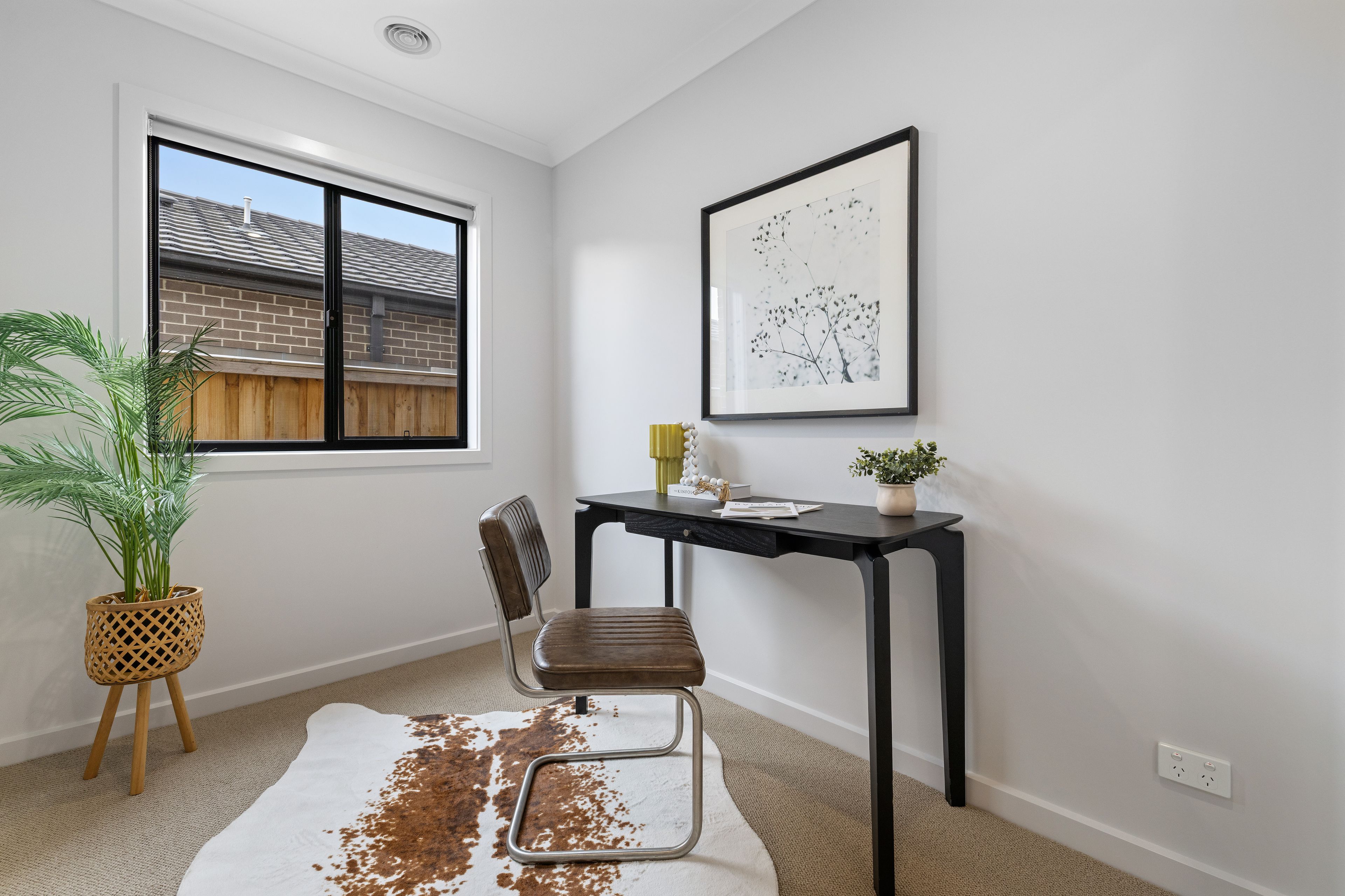 21 Somme Crescent — photo 9 of 16