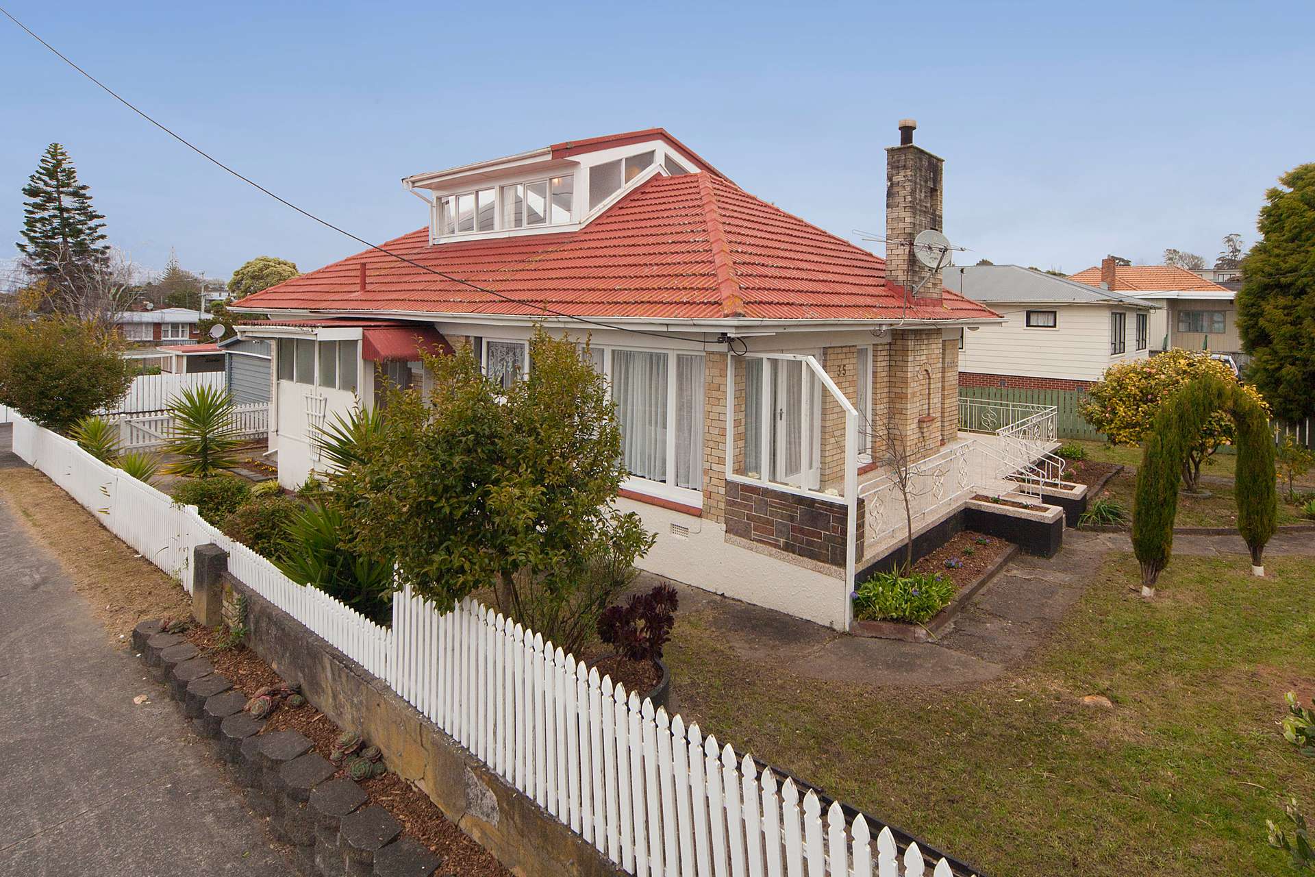 35 Archibald Road photo 0