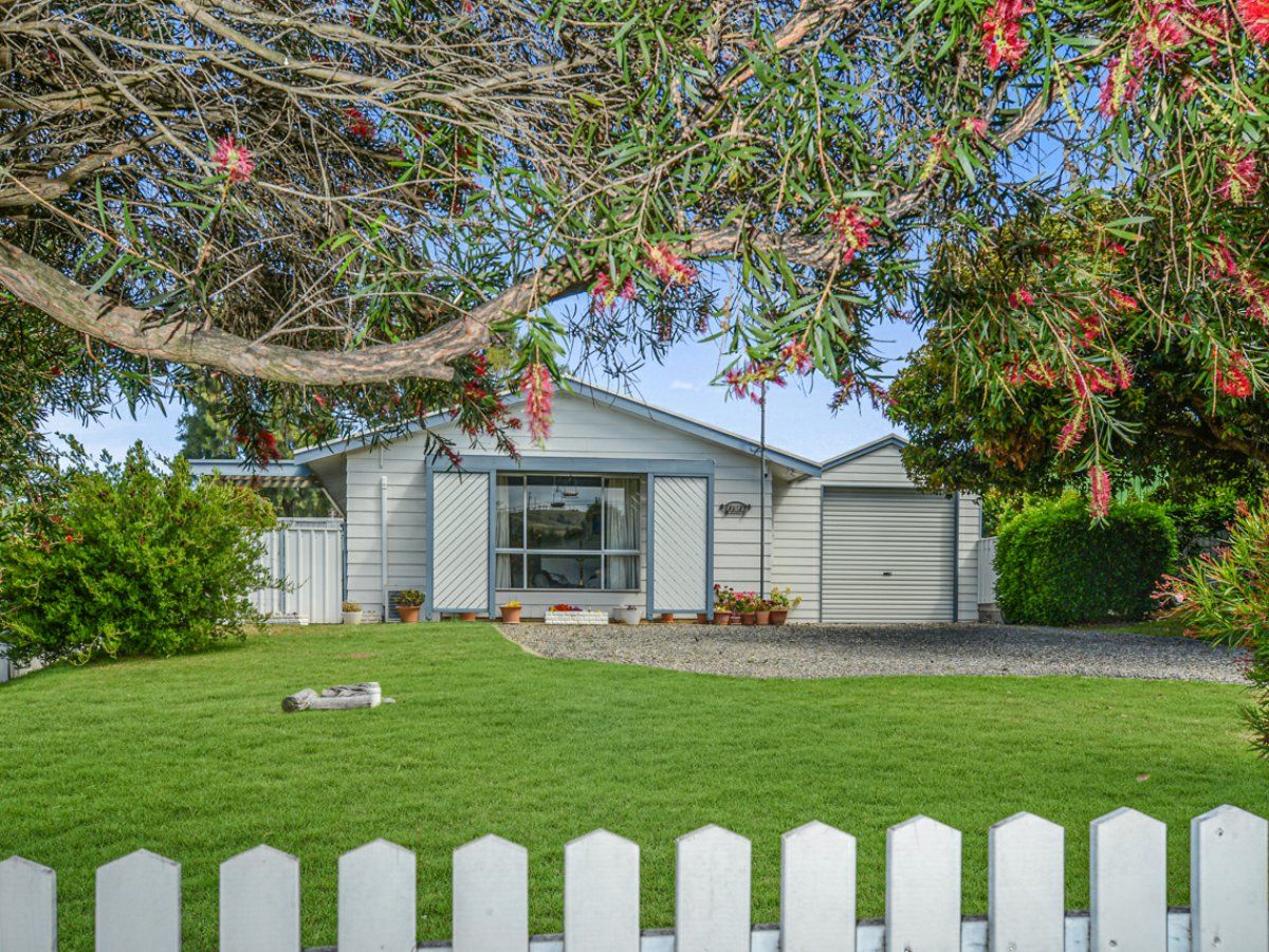 93 Port Elliot Road — photo 9 of 11