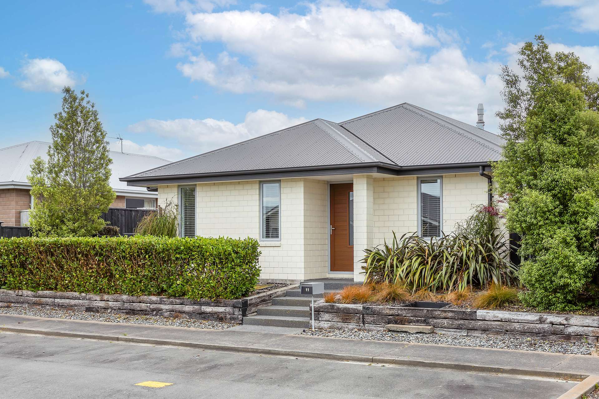 11 Aroha Street photo 15