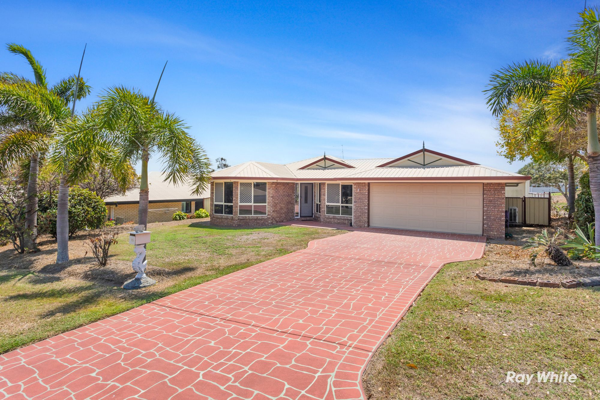 15 Triton Close — photo 3 of 22