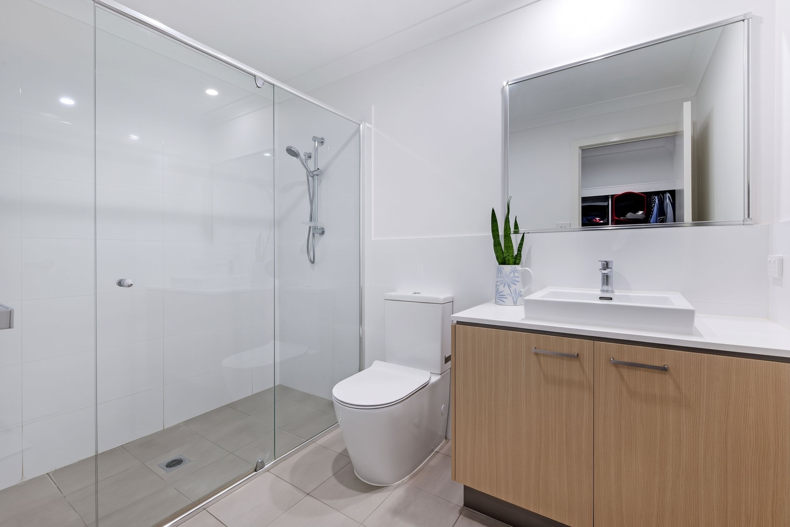 30 Lillyana Street — photo 7 of 11