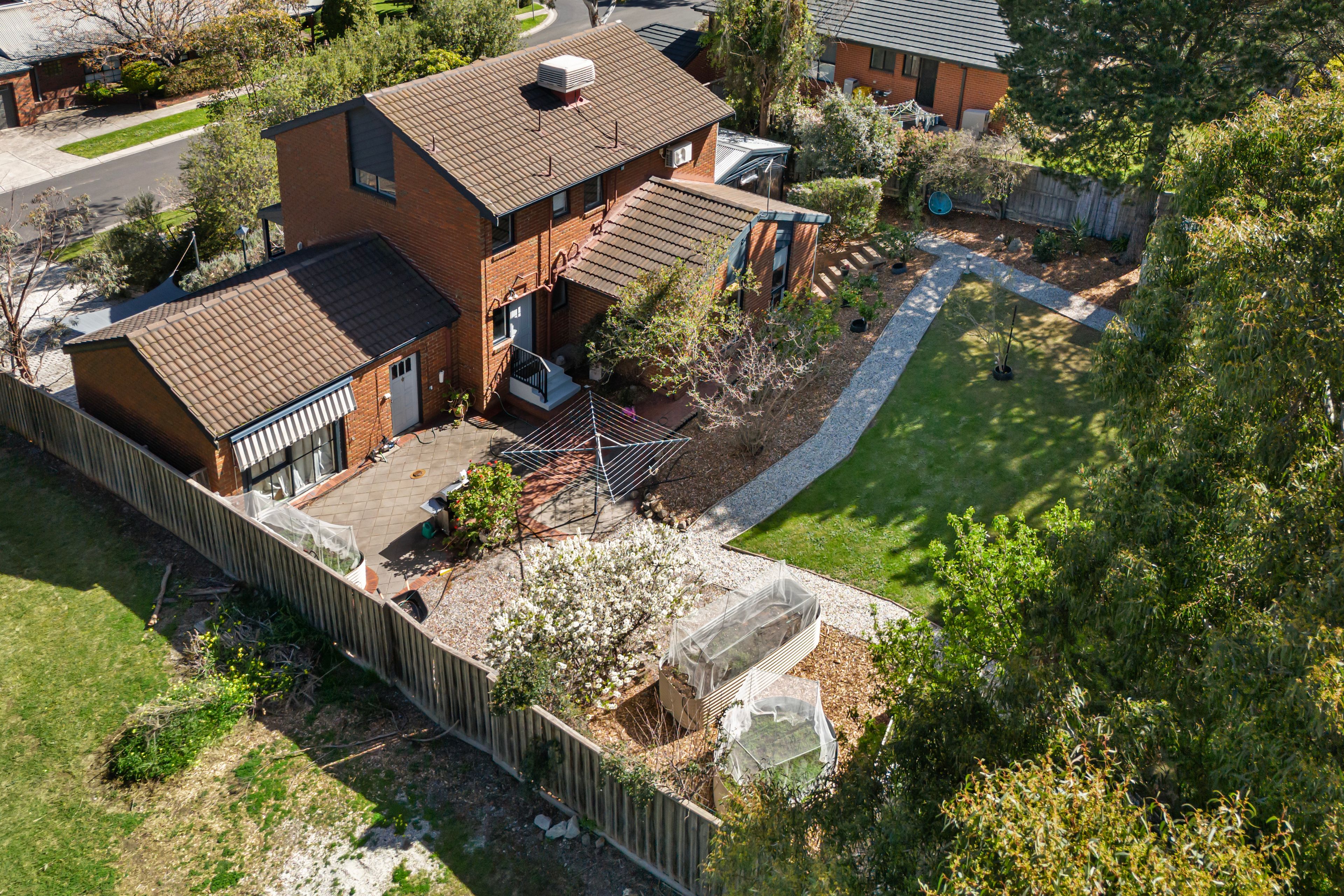 2 Tennyson Court — photo 19 of 21